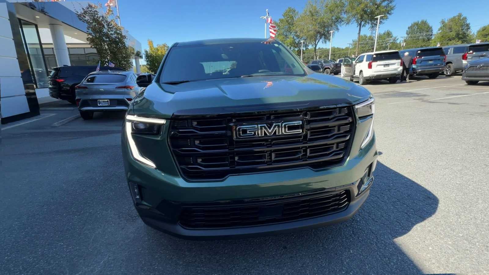 2027 GMC Acadia Elevation