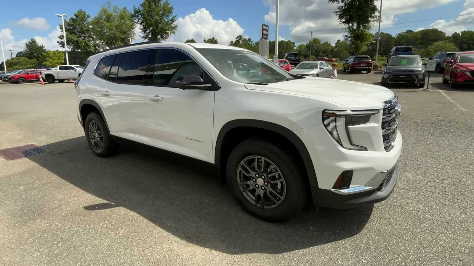 2025 GMC Acadia Elevation