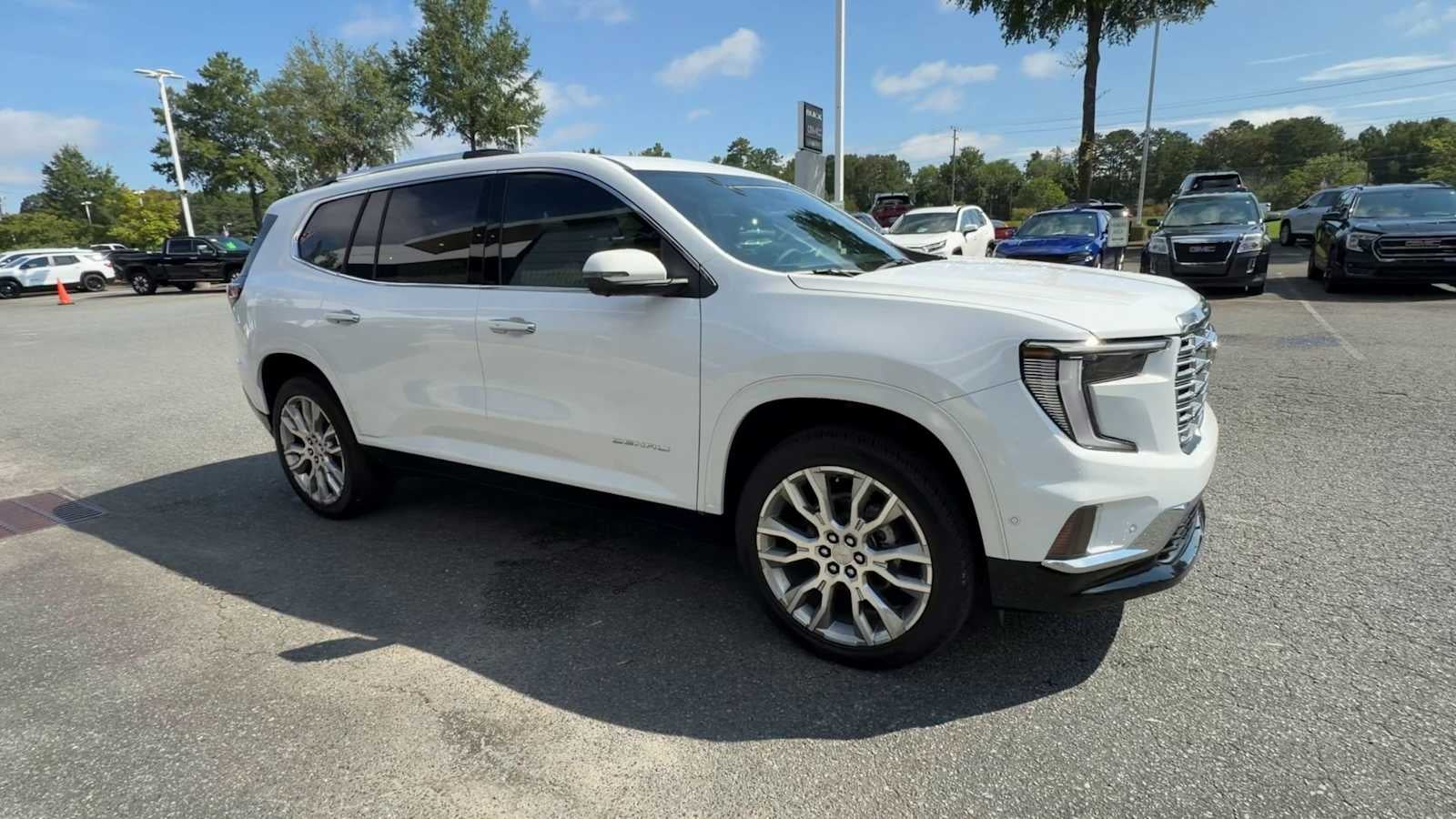 2026 GMC Acadia Denali