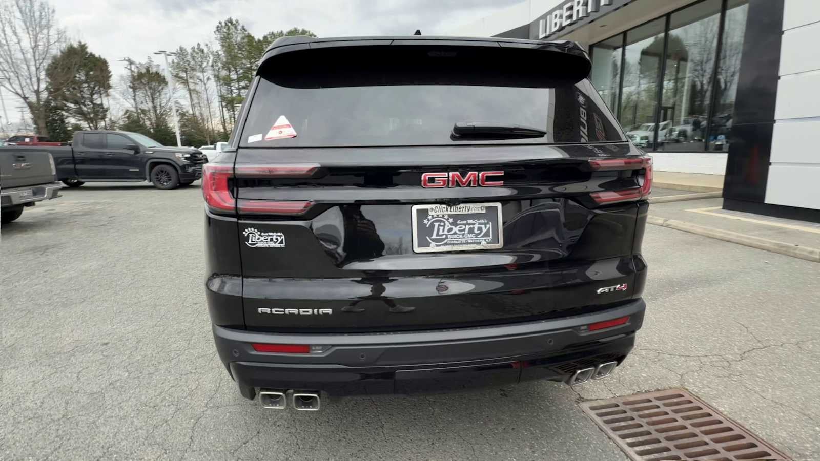 2026 GMC Acadia AT4