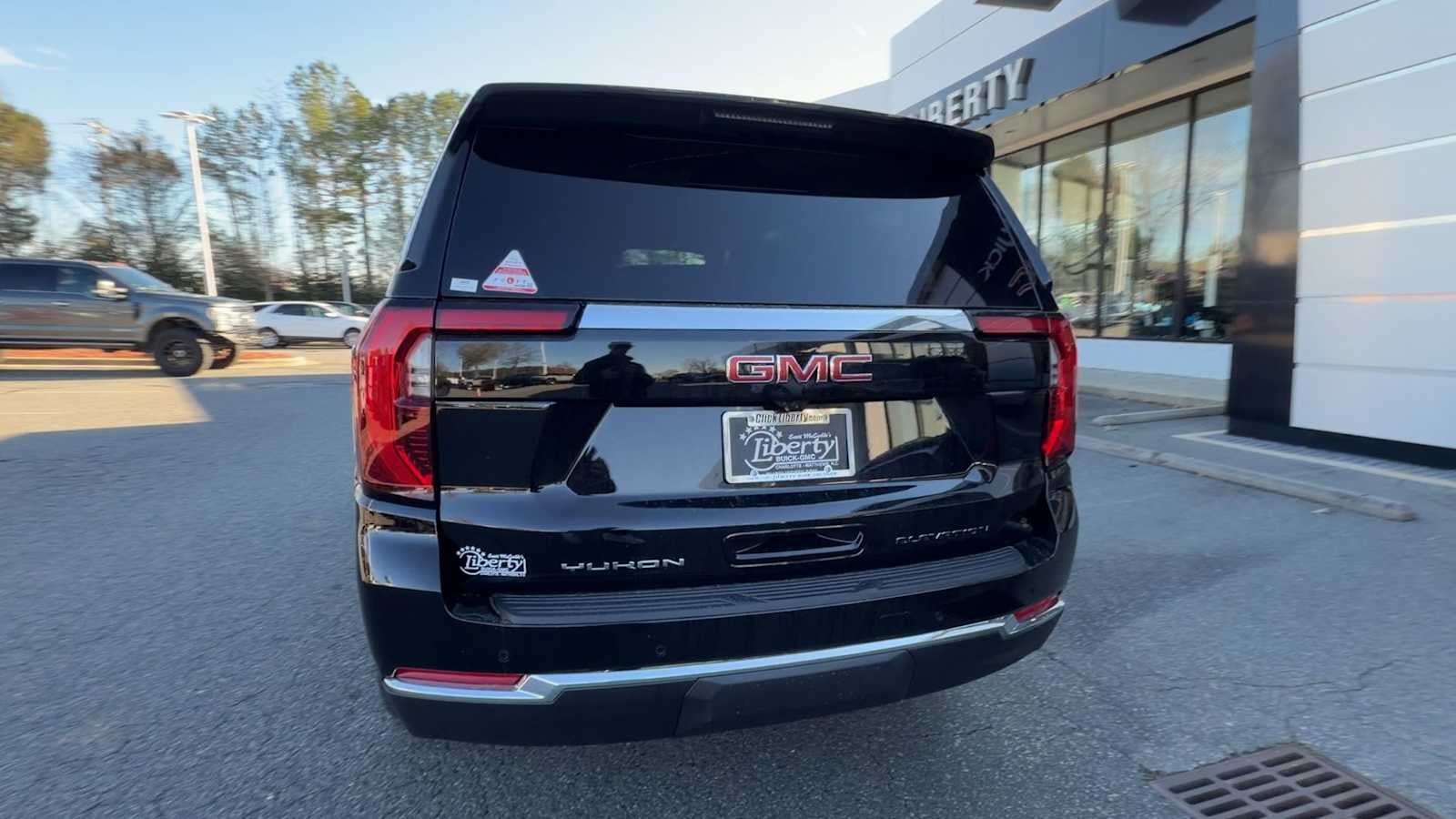 2026 GMC Yukon Elevation