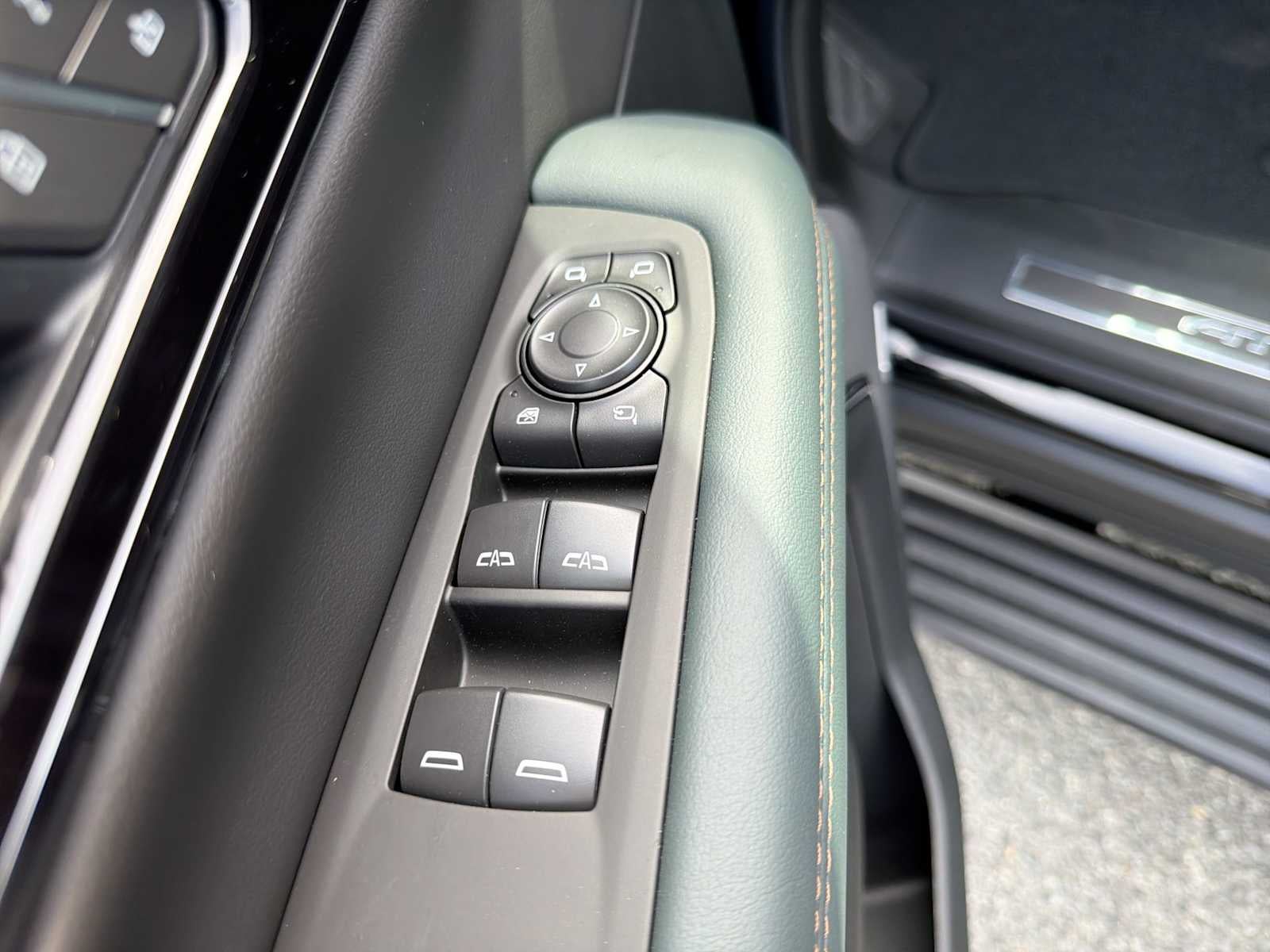 2027 GMC Yukon AT4