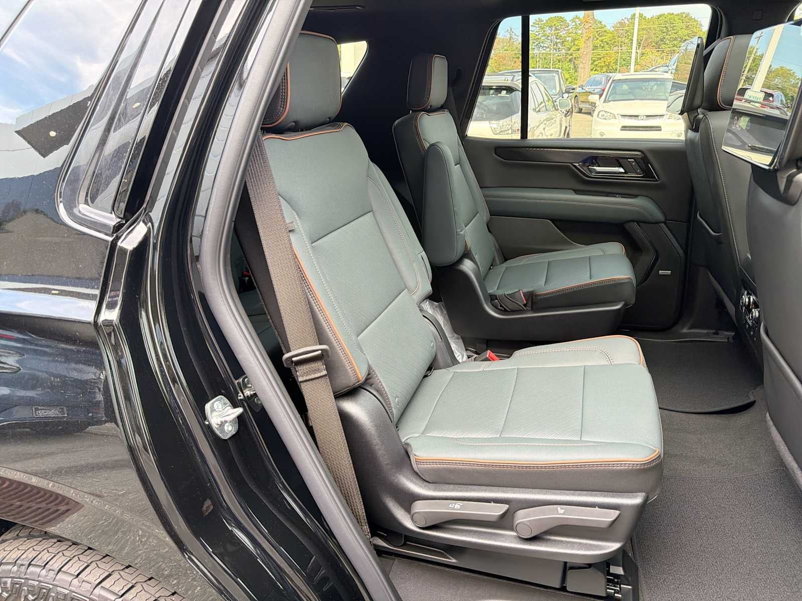 2027 GMC Yukon AT4