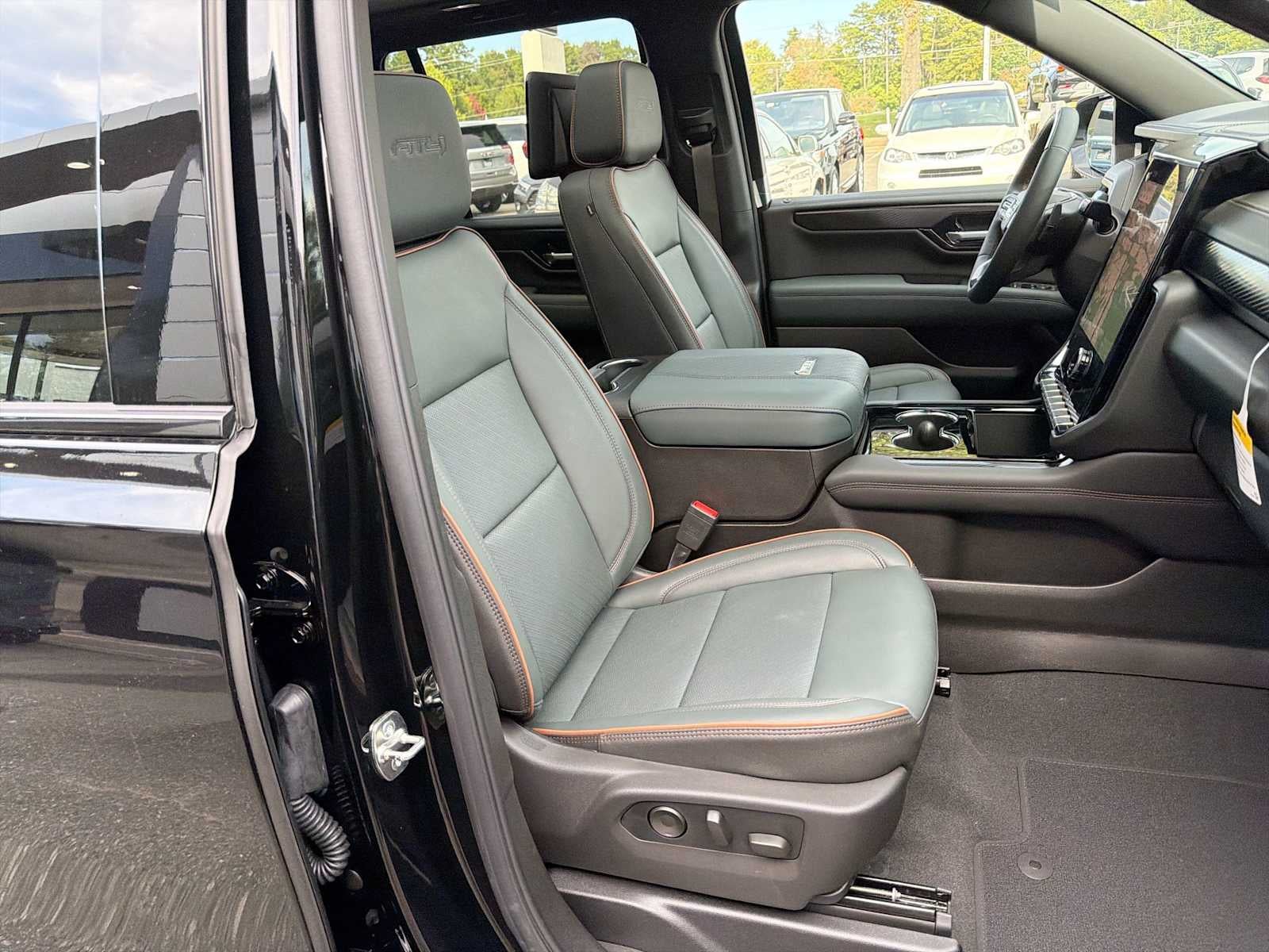 2027 GMC Yukon AT4