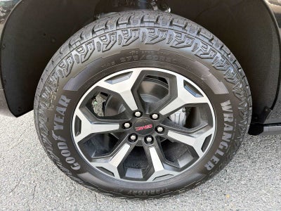 2027 GMC Yukon AT4