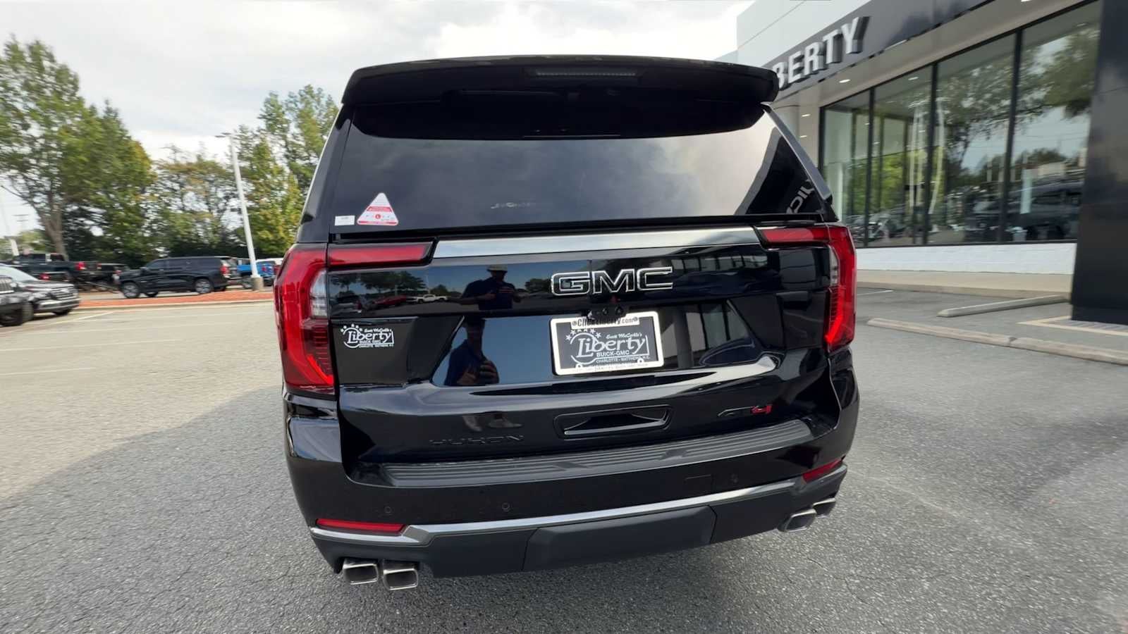 2027 GMC Yukon AT4