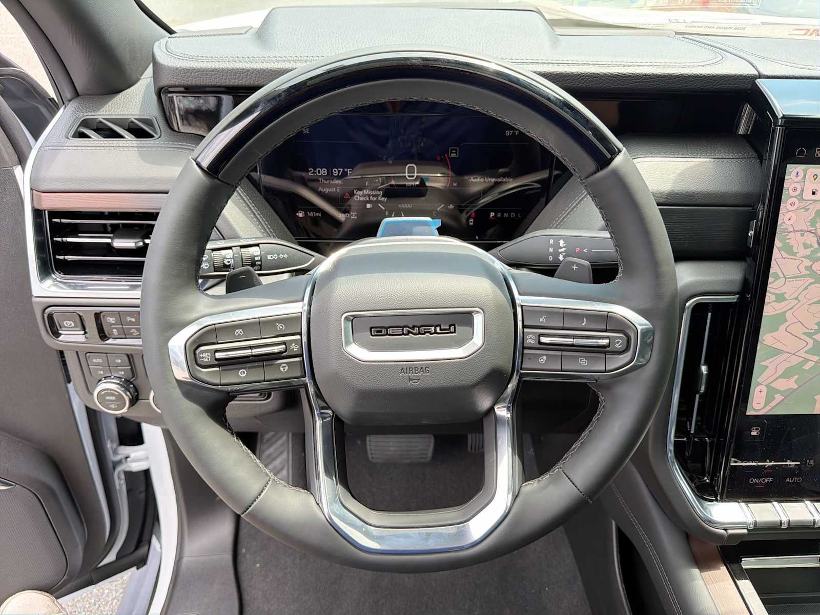 2026 GMC Yukon Denali - Photo 11