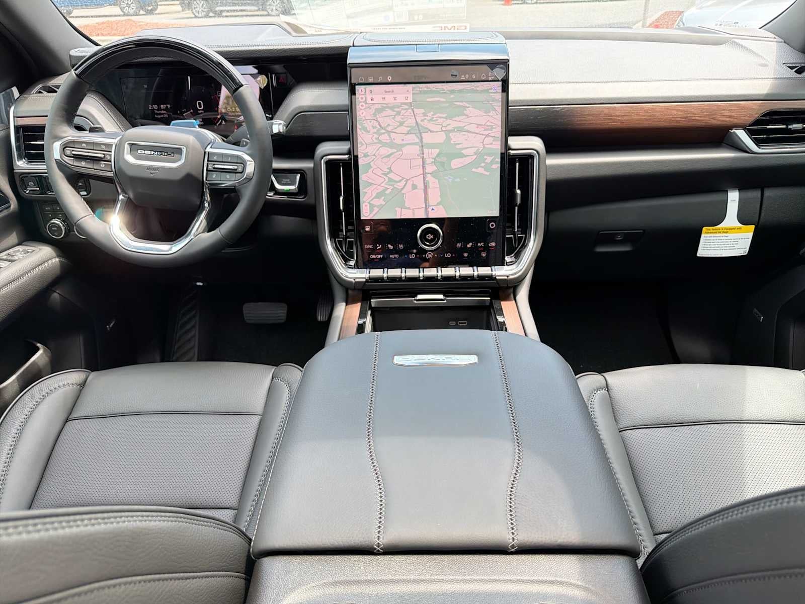 2026 GMC Yukon Denali - Photo 21