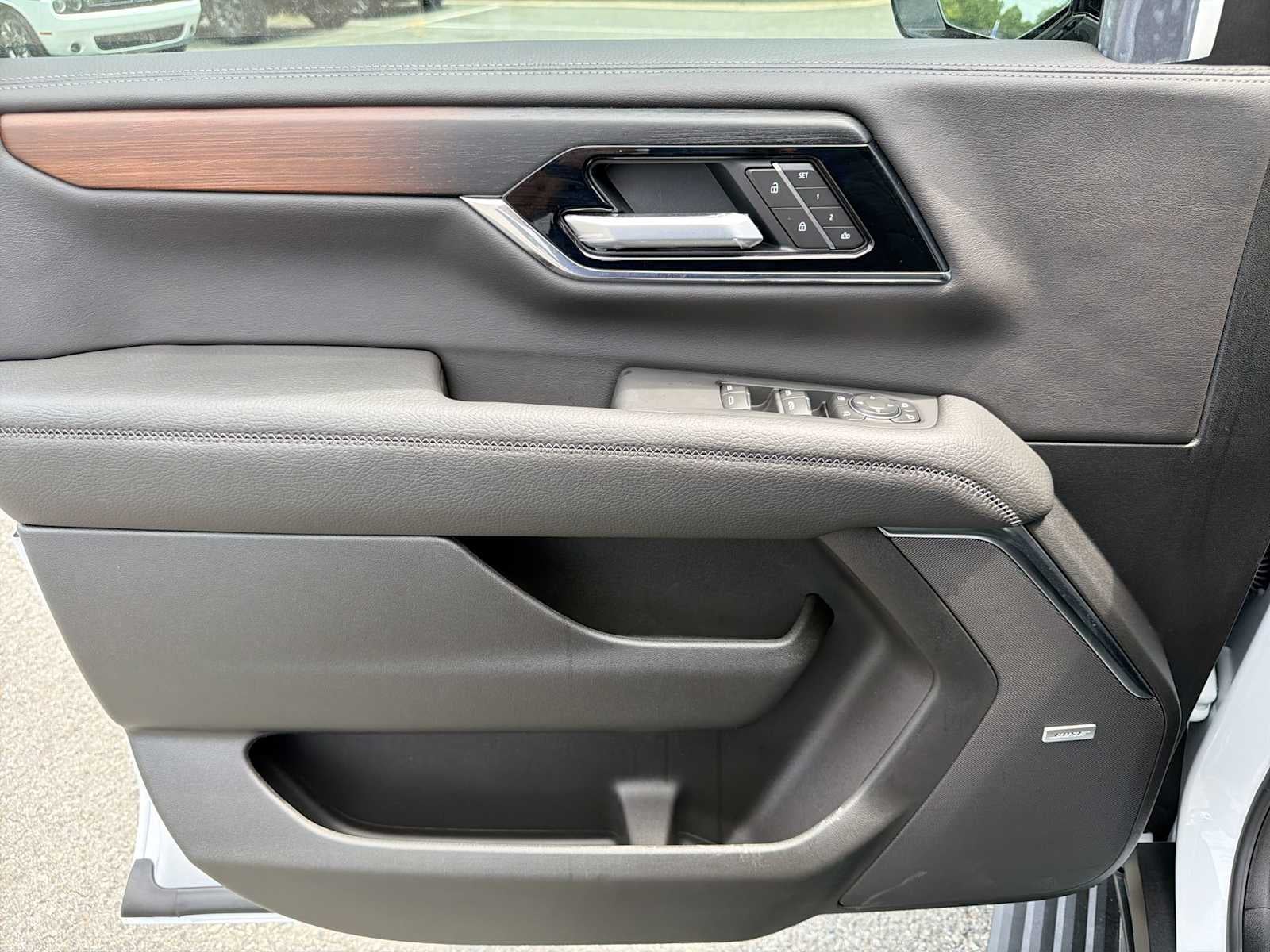 2026 GMC Yukon Denali - Photo 23