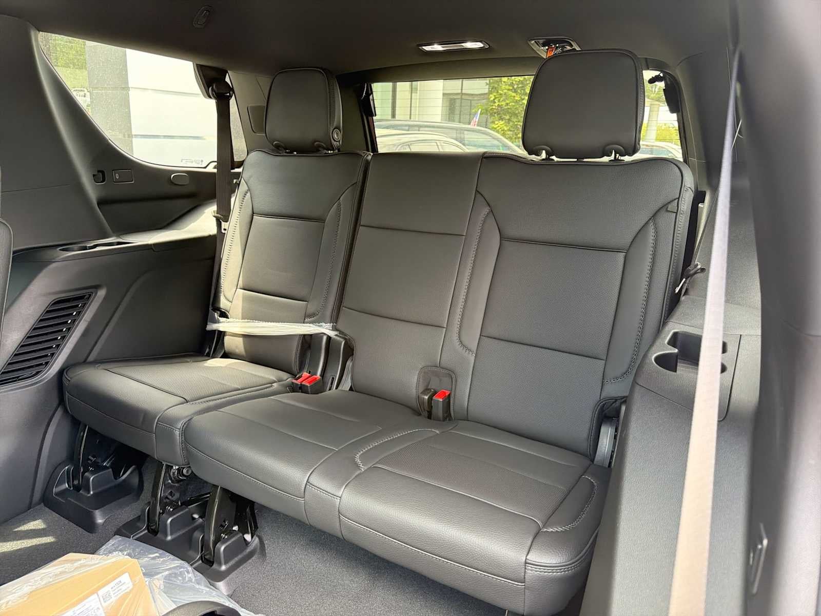 2026 GMC Yukon Denali - Photo 33