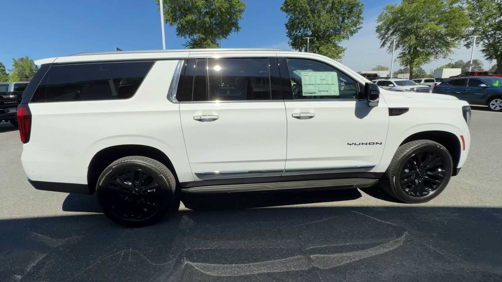 2026 GMC Yukon XL Elevation