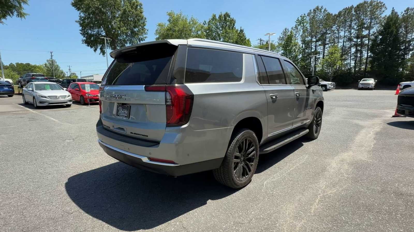 2026 GMC Yukon XL Elevation