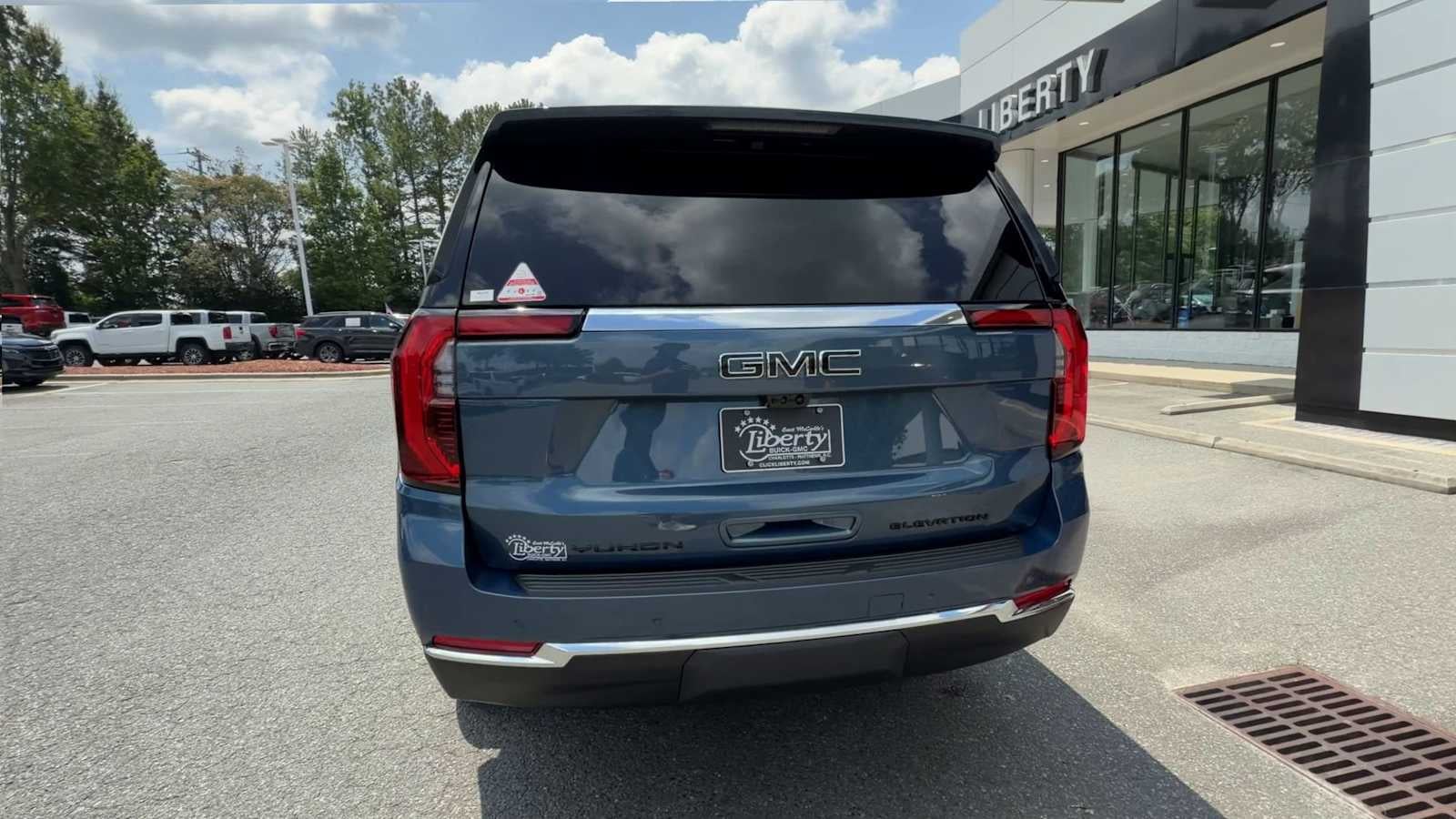 2026 GMC Yukon XL Elevation