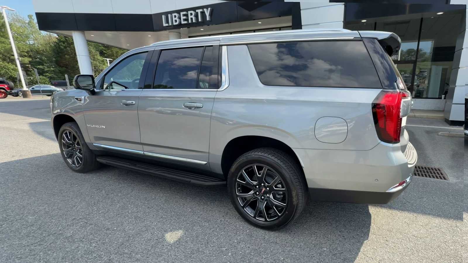 2026 GMC Yukon XL Elevation