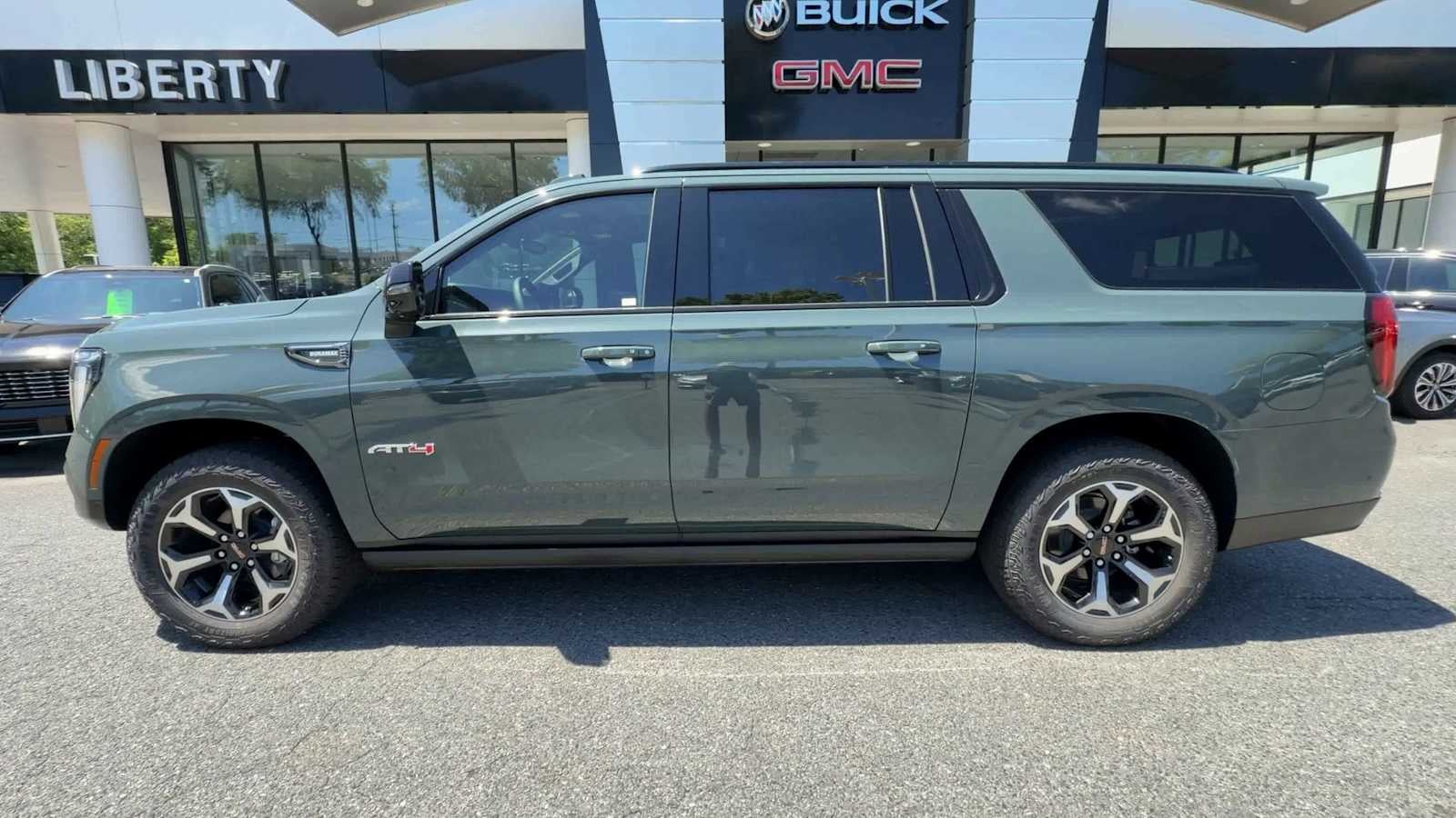 2026 GMC Yukon XL AT4