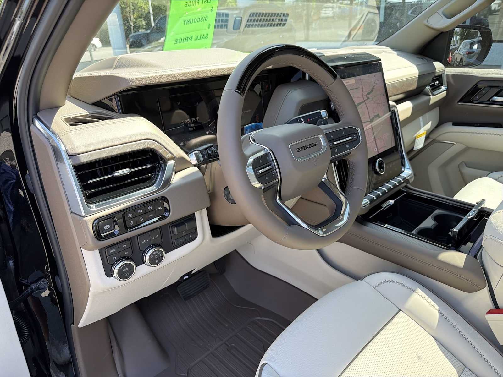 2026 GMC Yukon XL Denali - Photo 10