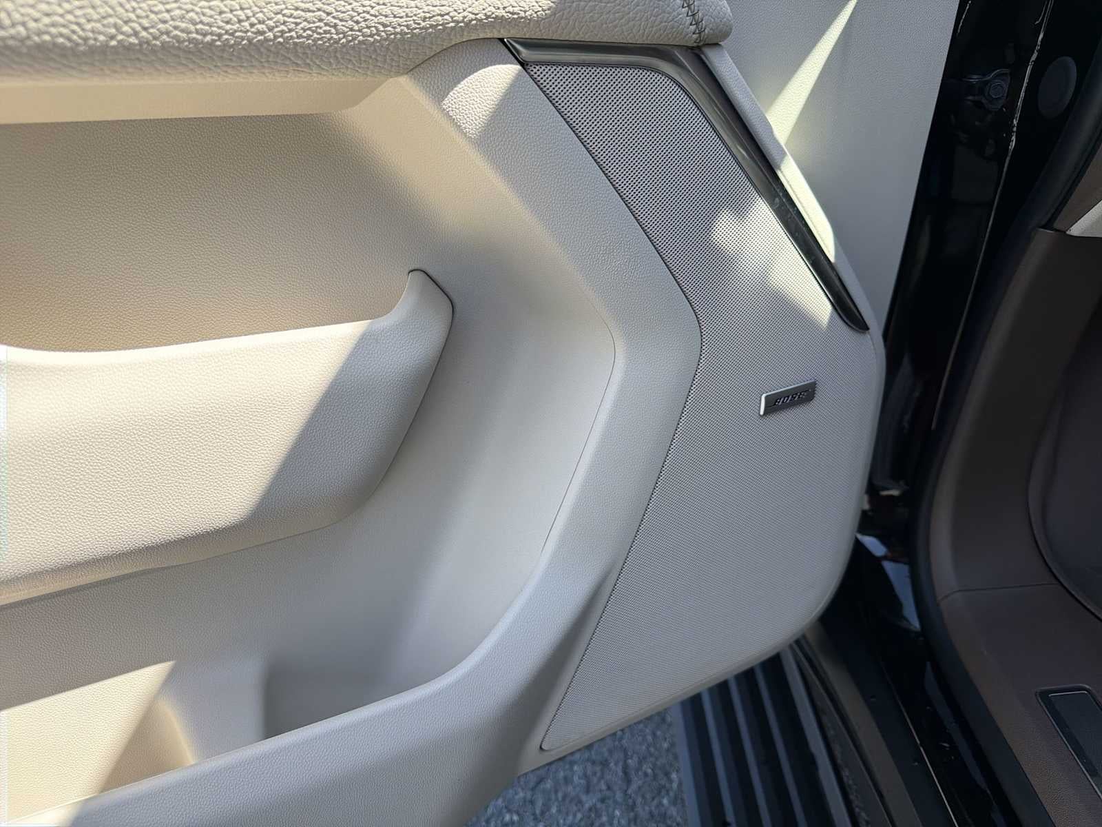 2026 GMC Yukon XL Denali - Photo 25