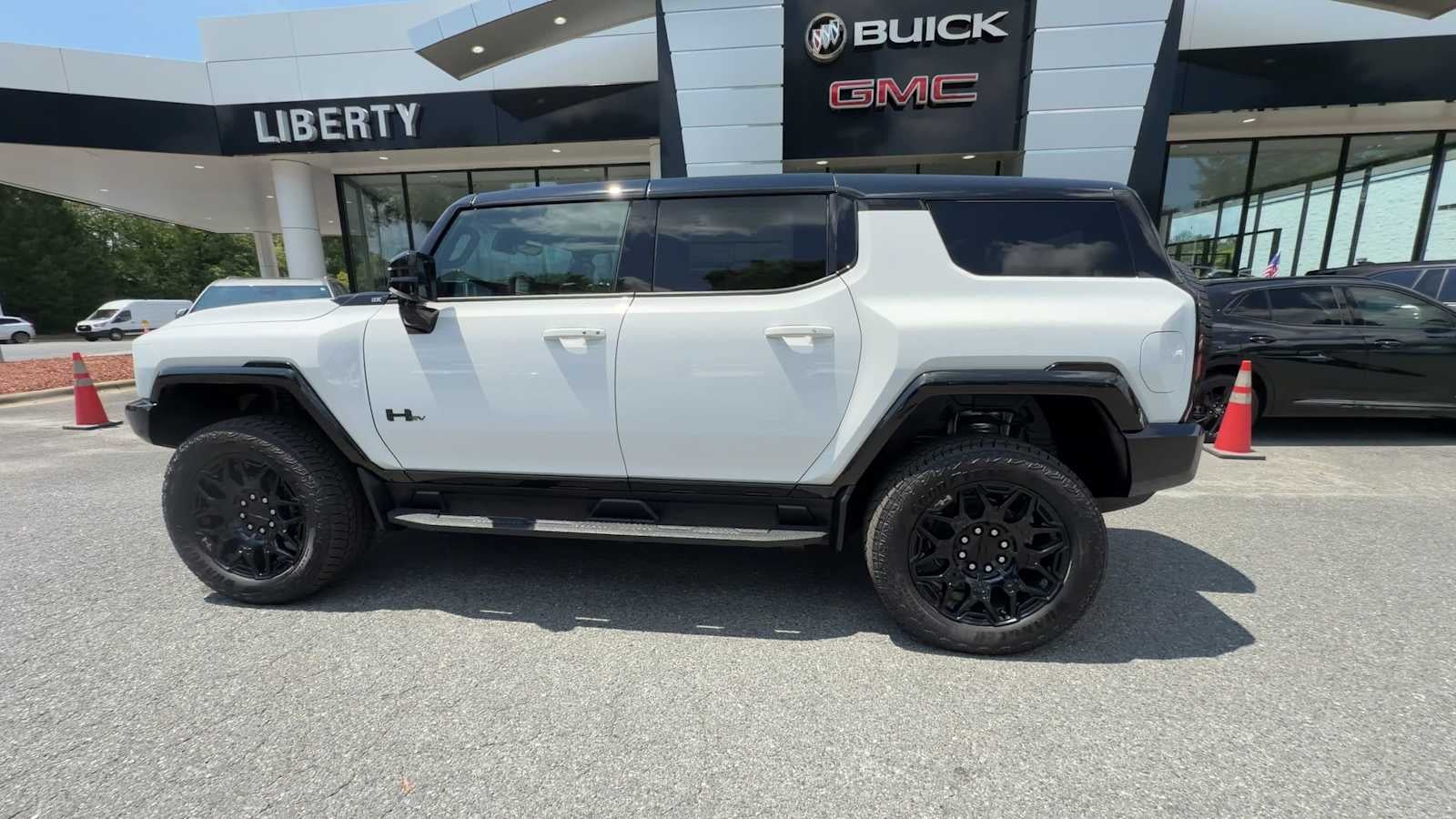 2026 GMC HUMMER EV SUV 3X