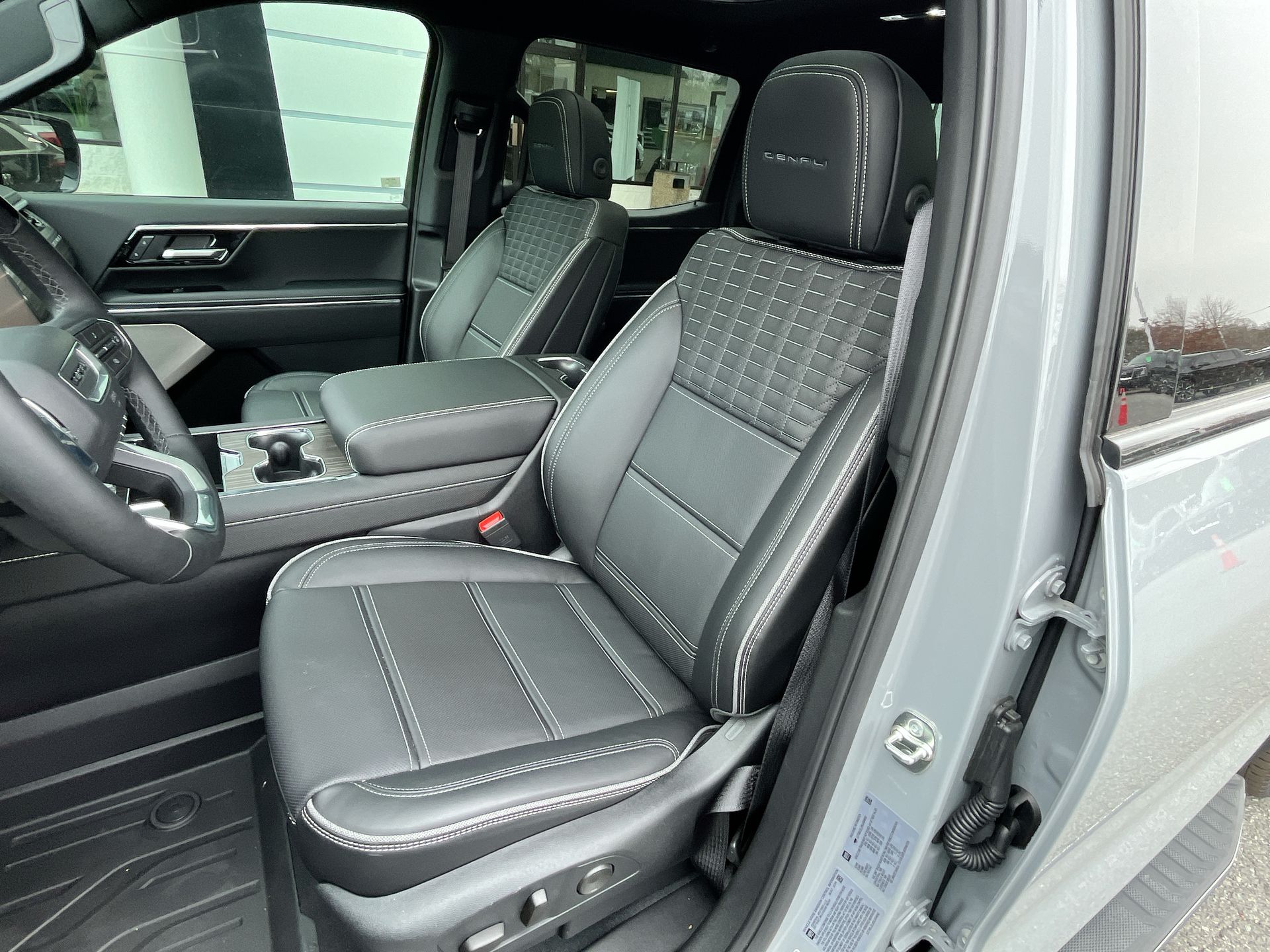 2025 GMC Sierra EV Max Range Denali