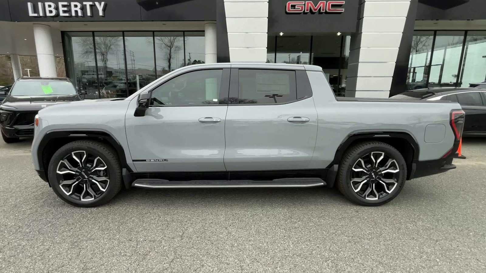 2025 GMC Sierra EV Max Range Denali