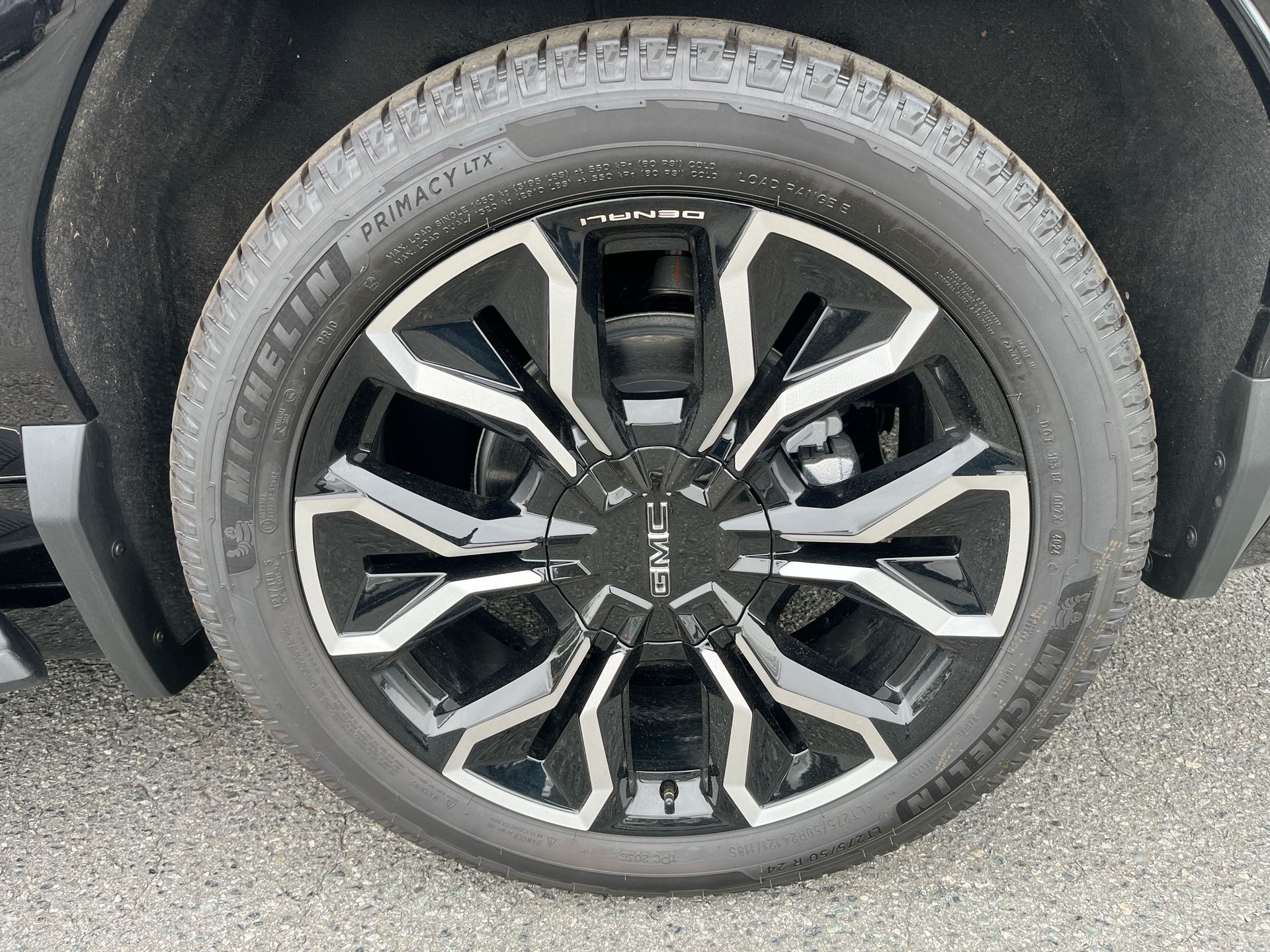 2025 GMC Sierra EV Max Range Denali