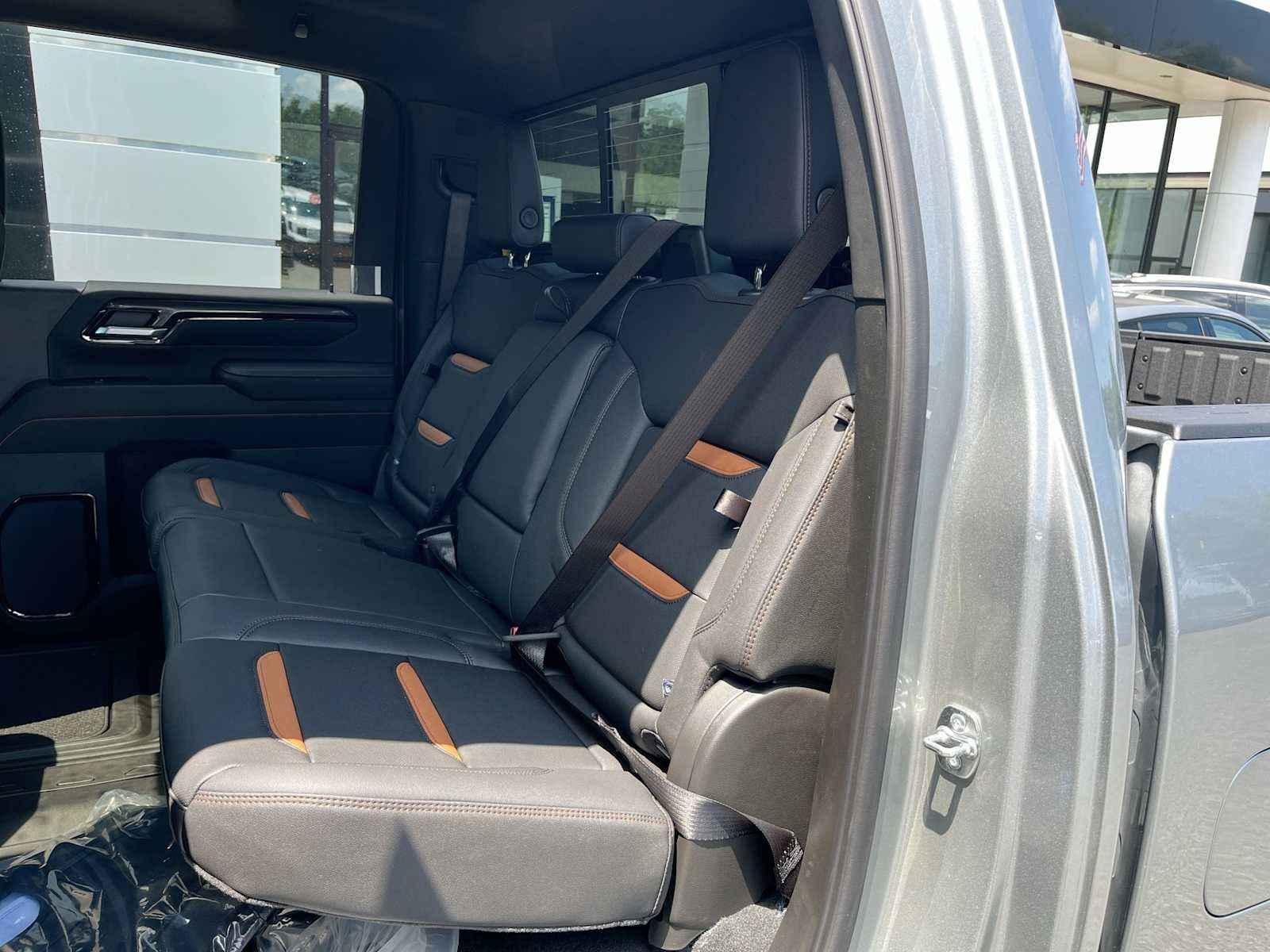 2025 GMC Sierra 2500 HD AT4