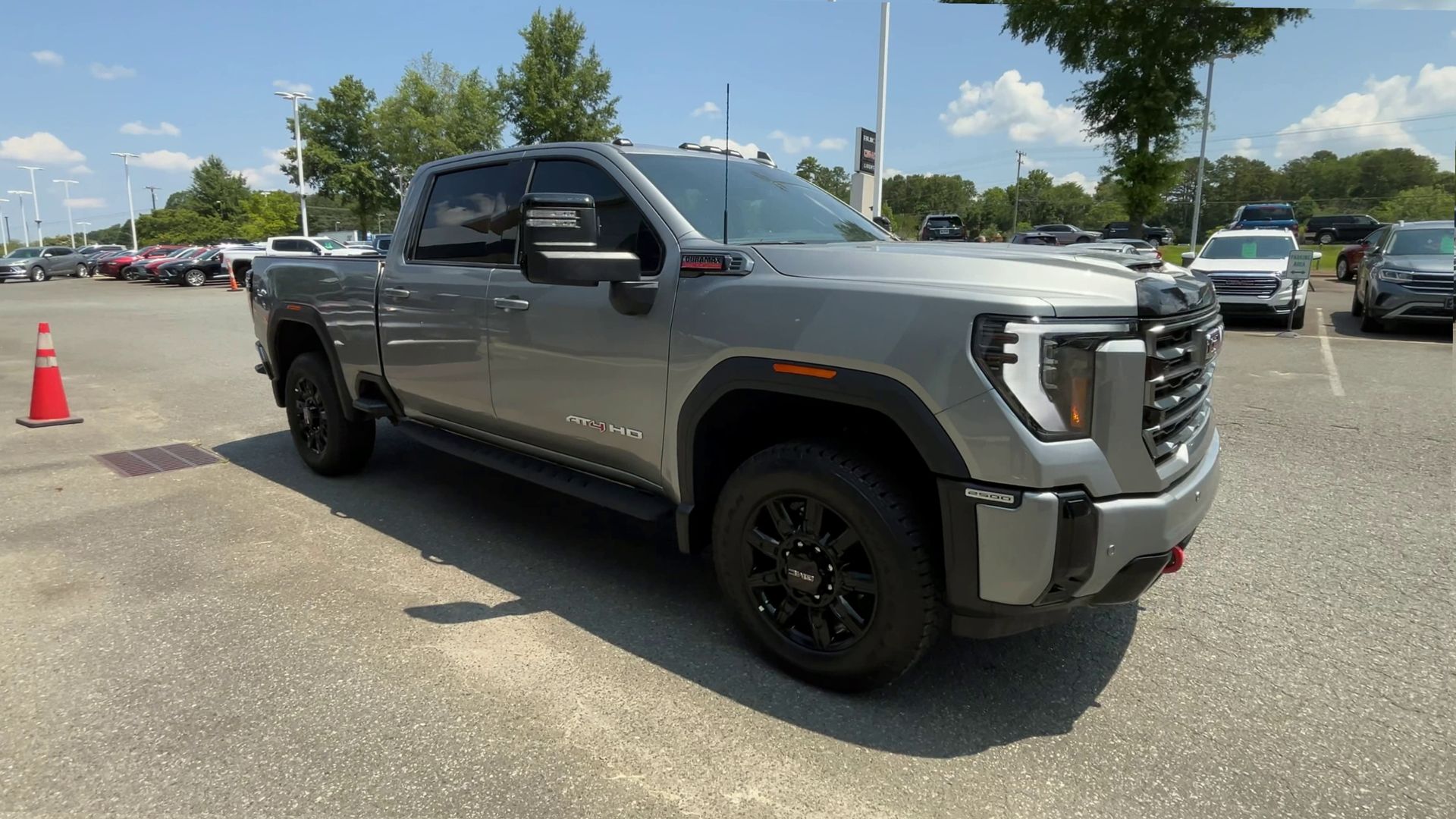2025 GMC Sierra 2500 HD AT4