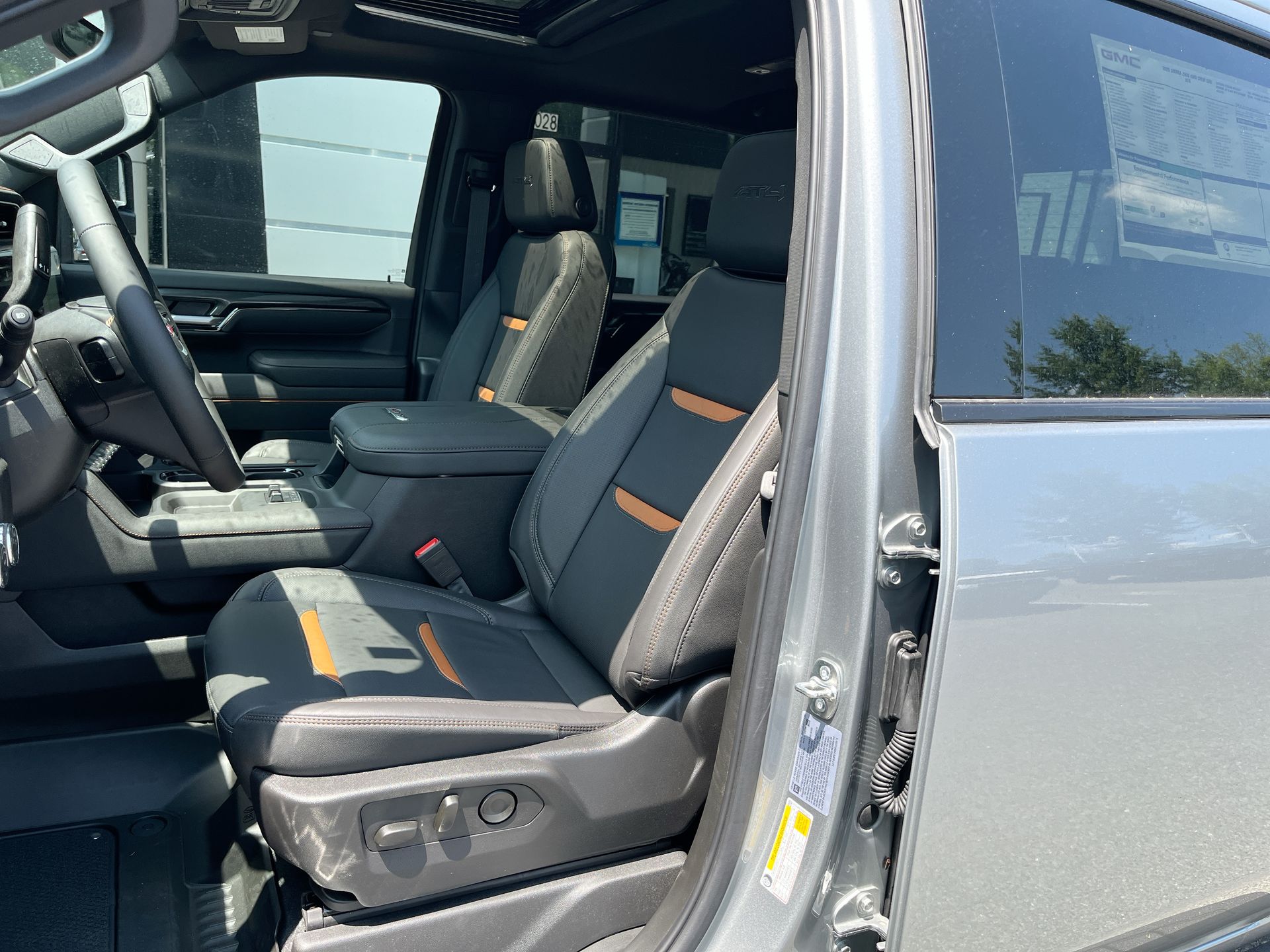 2025 GMC Sierra 2500 HD AT4