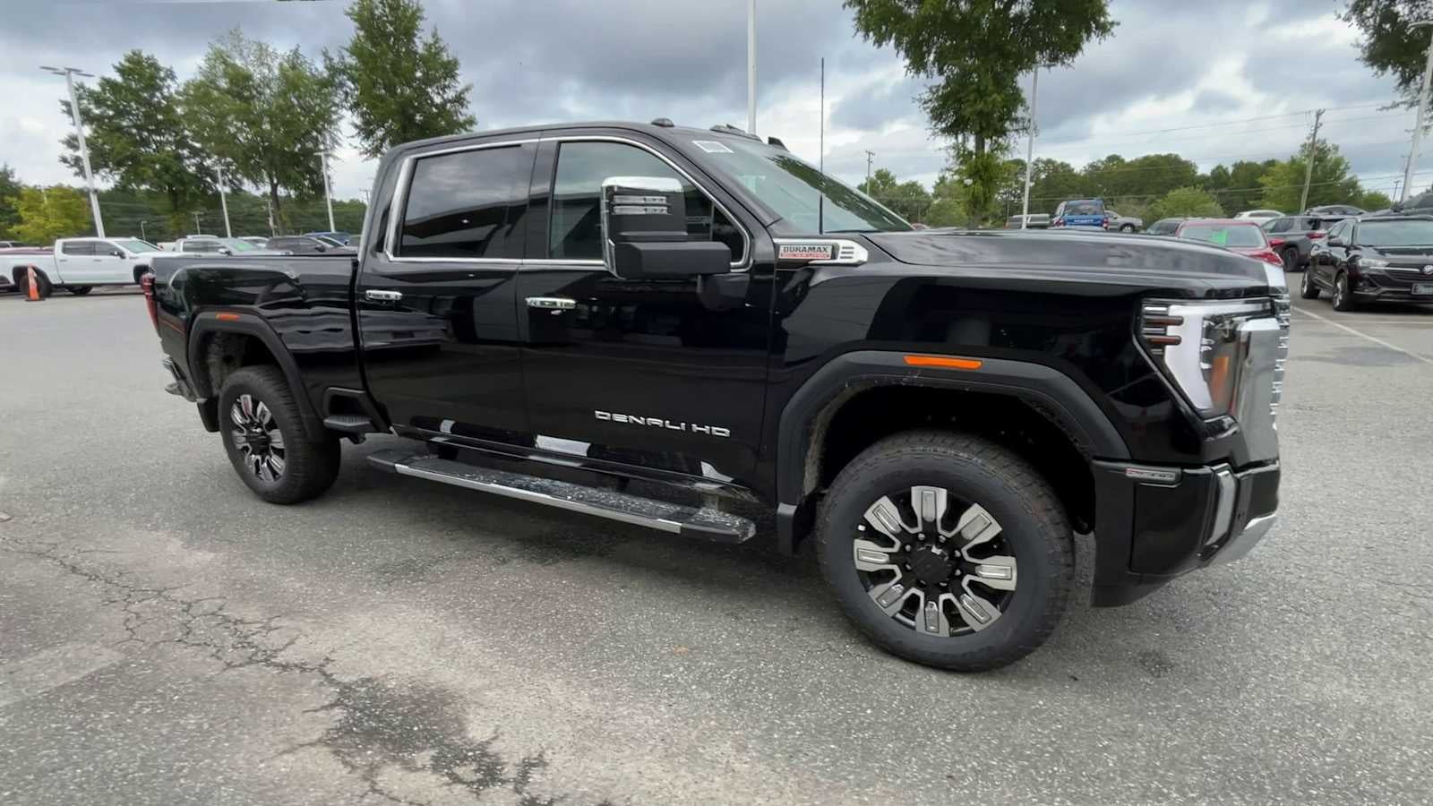 2025 GMC Sierra 2500 HD Denali