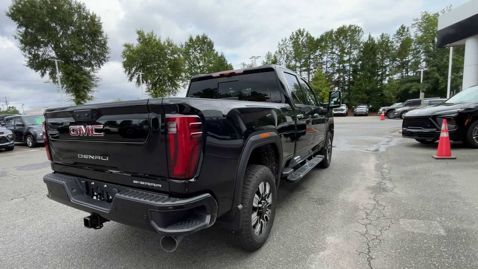 2025 GMC Sierra 2500 HD Denali