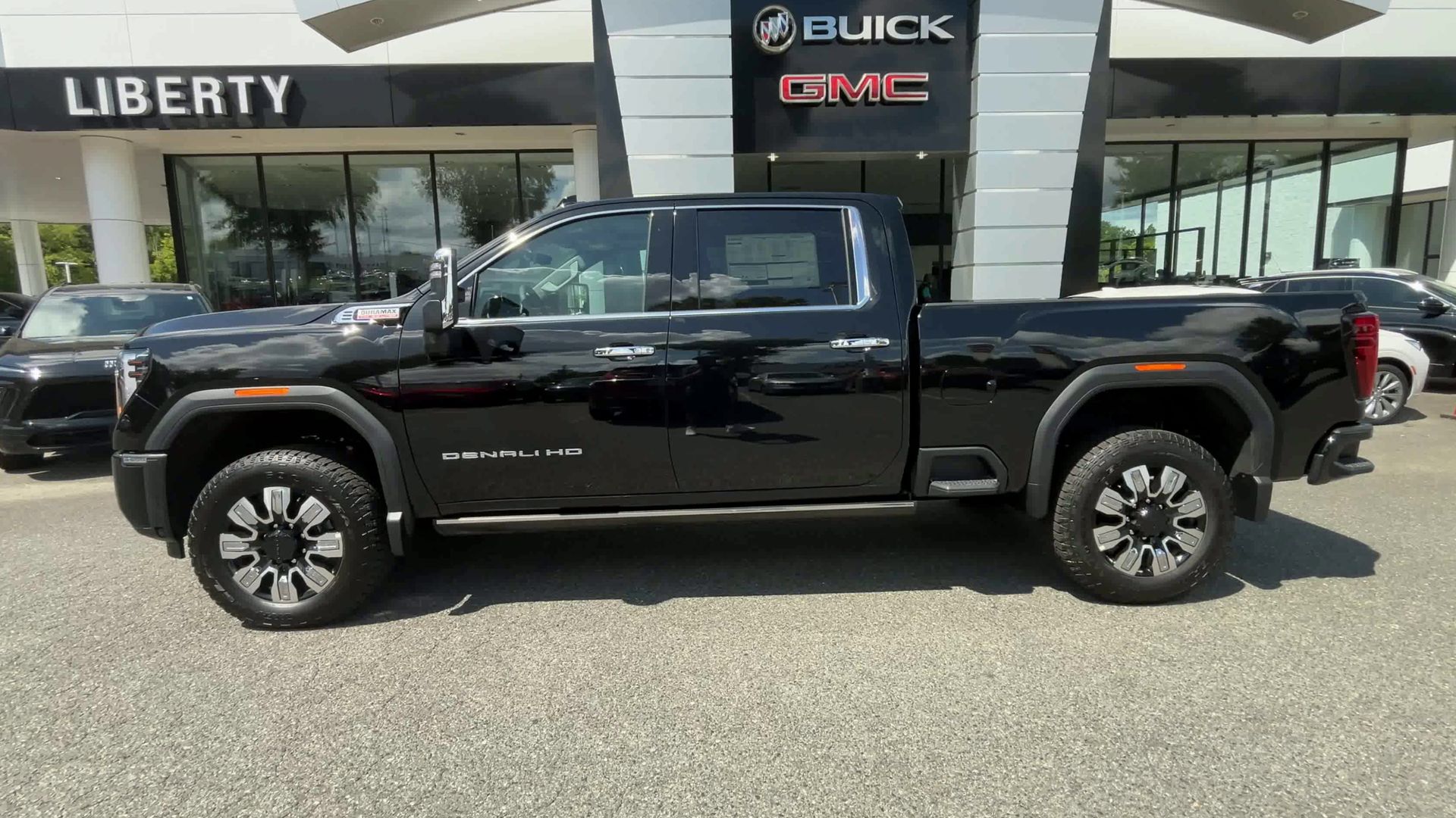 2025 GMC Sierra 2500 HD Denali