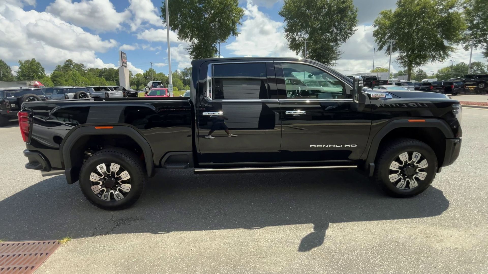 2025 GMC Sierra 2500 HD Denali