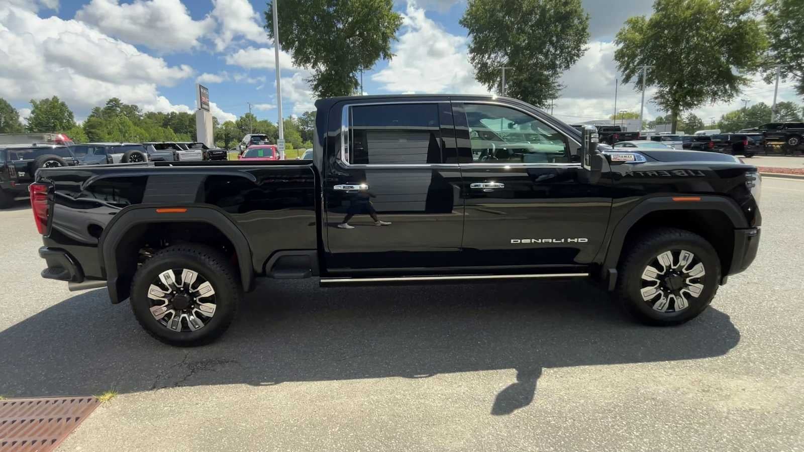 2025 GMC Sierra 2500 HD Denali