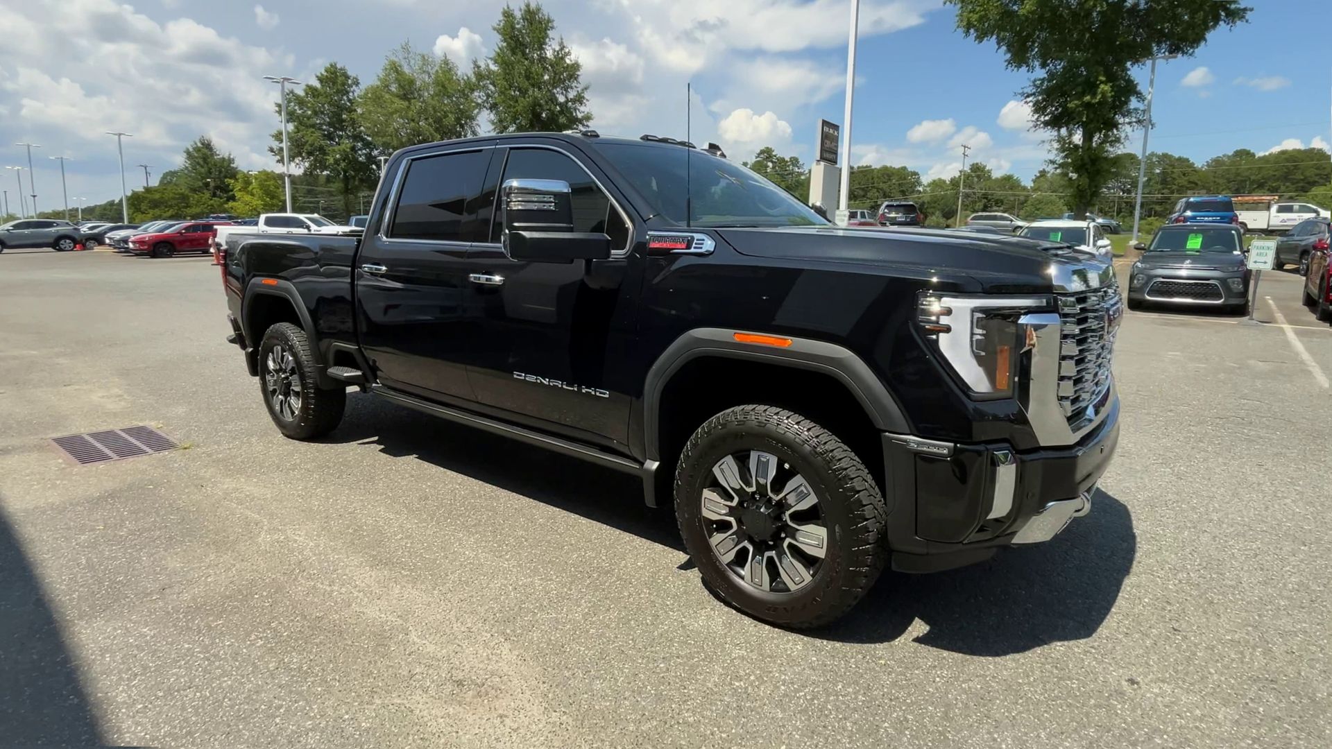 2025 GMC Sierra 2500 HD Denali