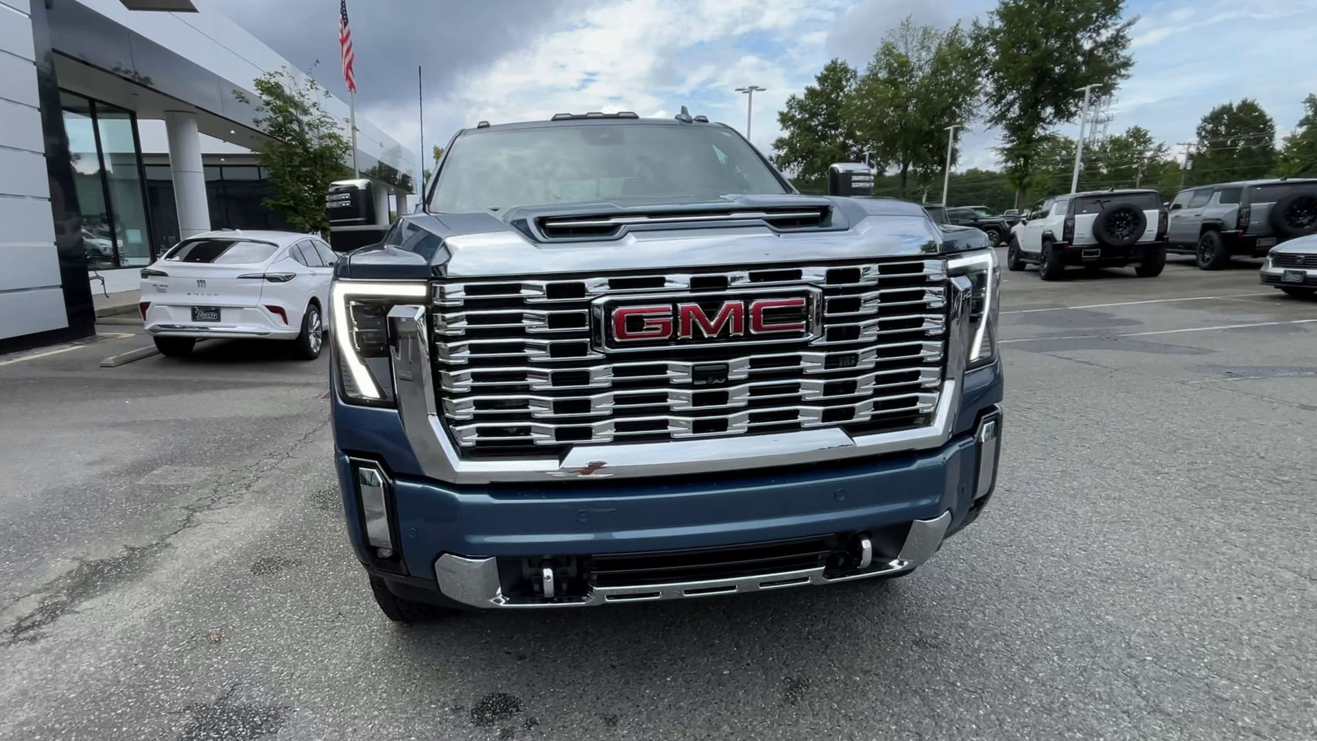 2025 GMC Sierra 2500 HD Denali