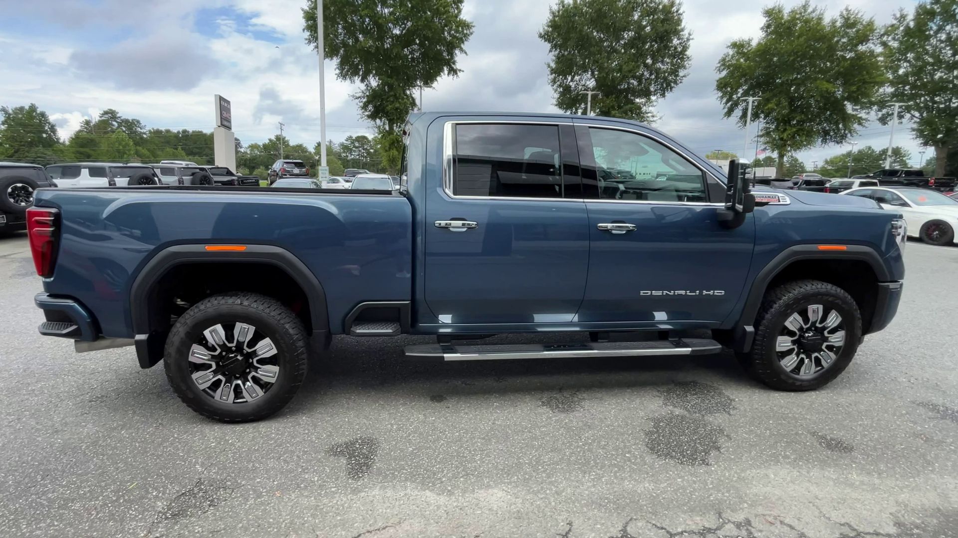 2025 GMC Sierra 2500 HD Denali
