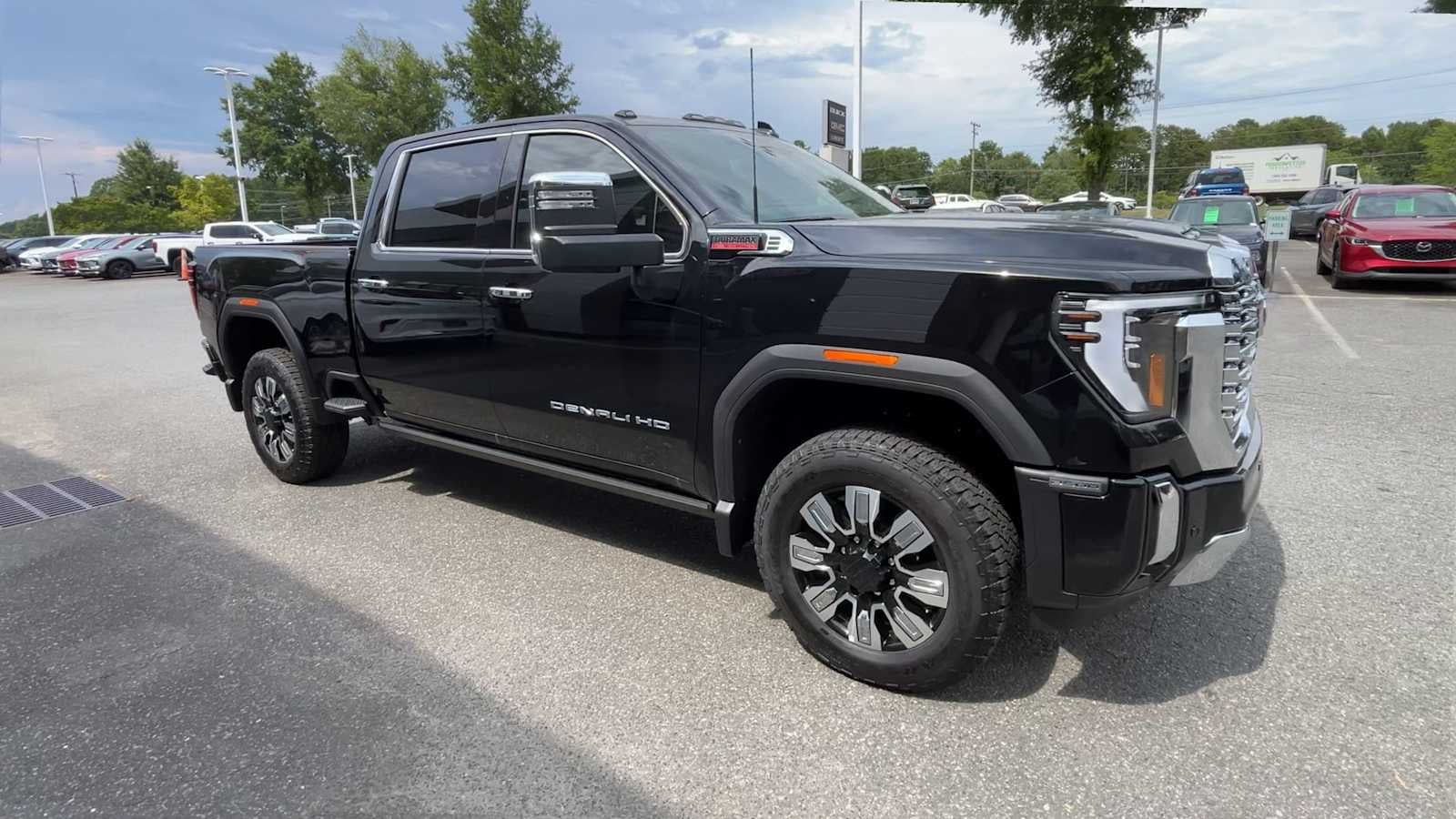 2025 GMC Sierra 2500 HD Denali