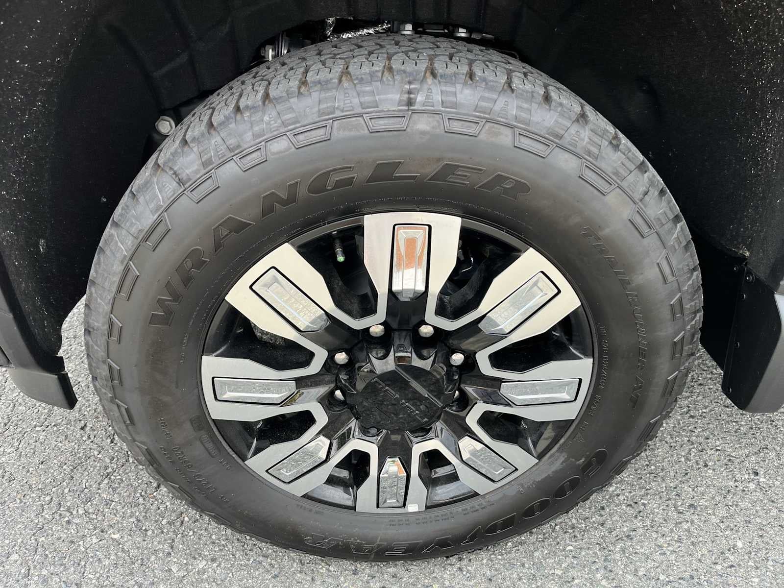 2025 GMC Sierra 2500 HD Denali