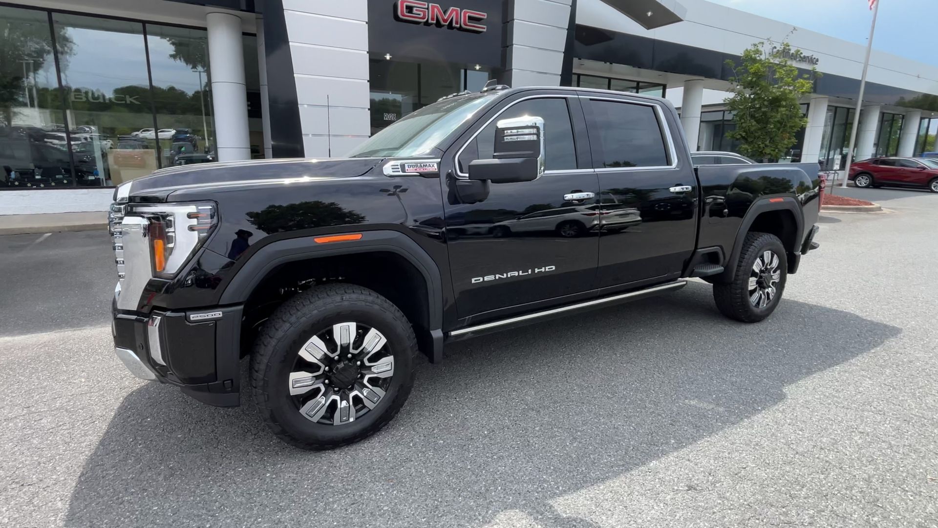 2025 GMC Sierra 2500 HD Denali