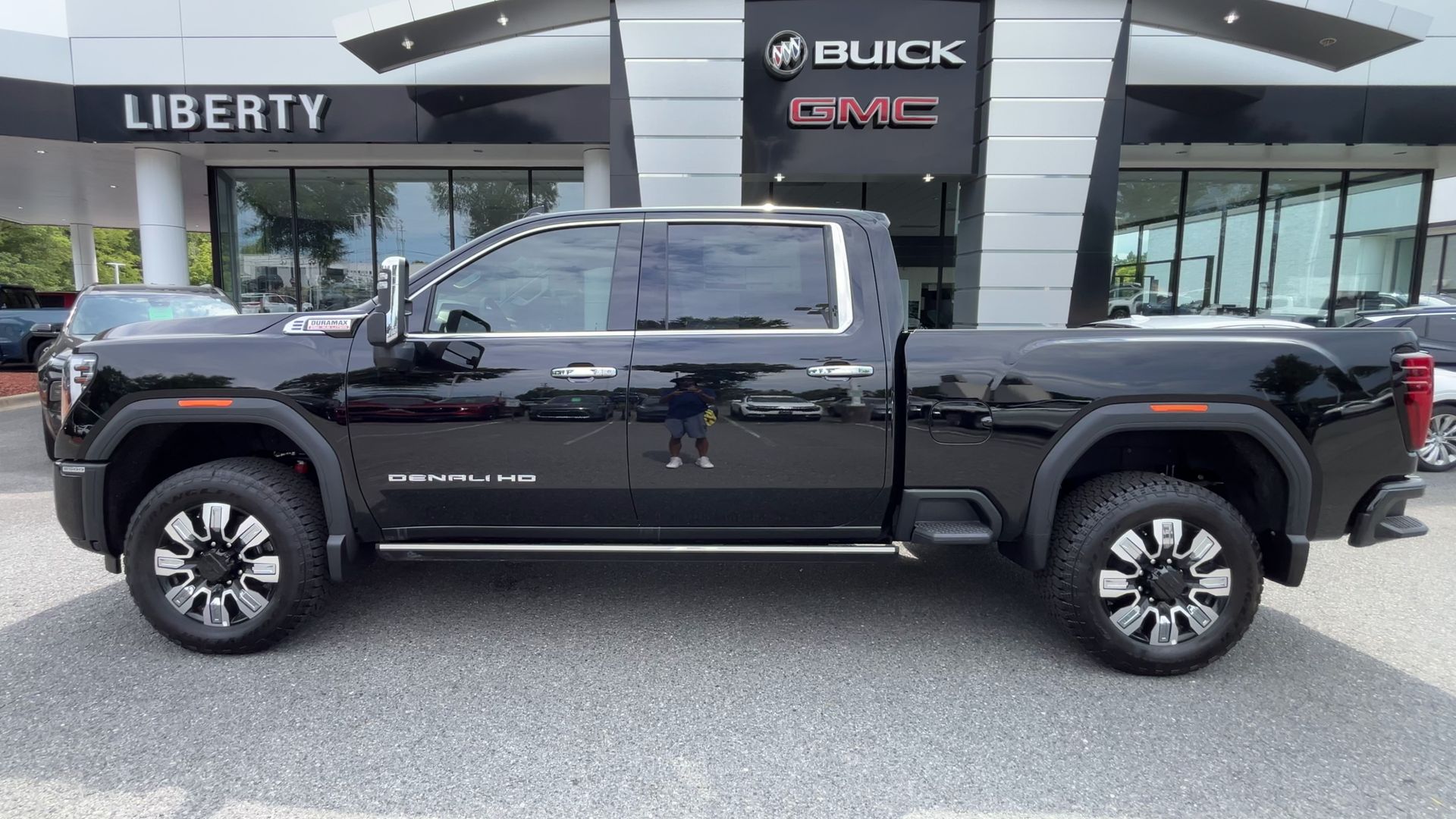 2025 GMC Sierra 2500 HD Denali