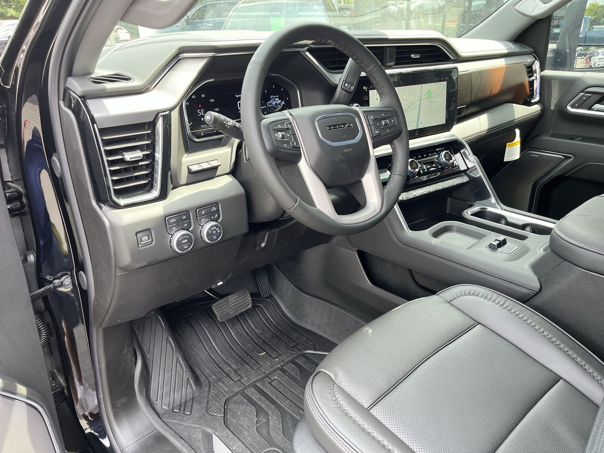 2025 GMC Sierra 2500 HD Denali