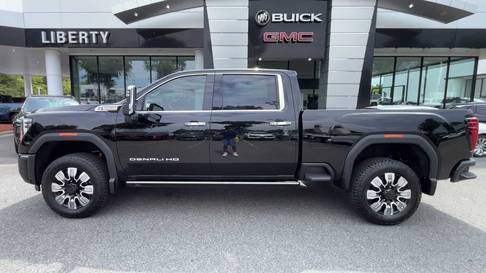 2025 GMC Sierra 2500 HD Denali