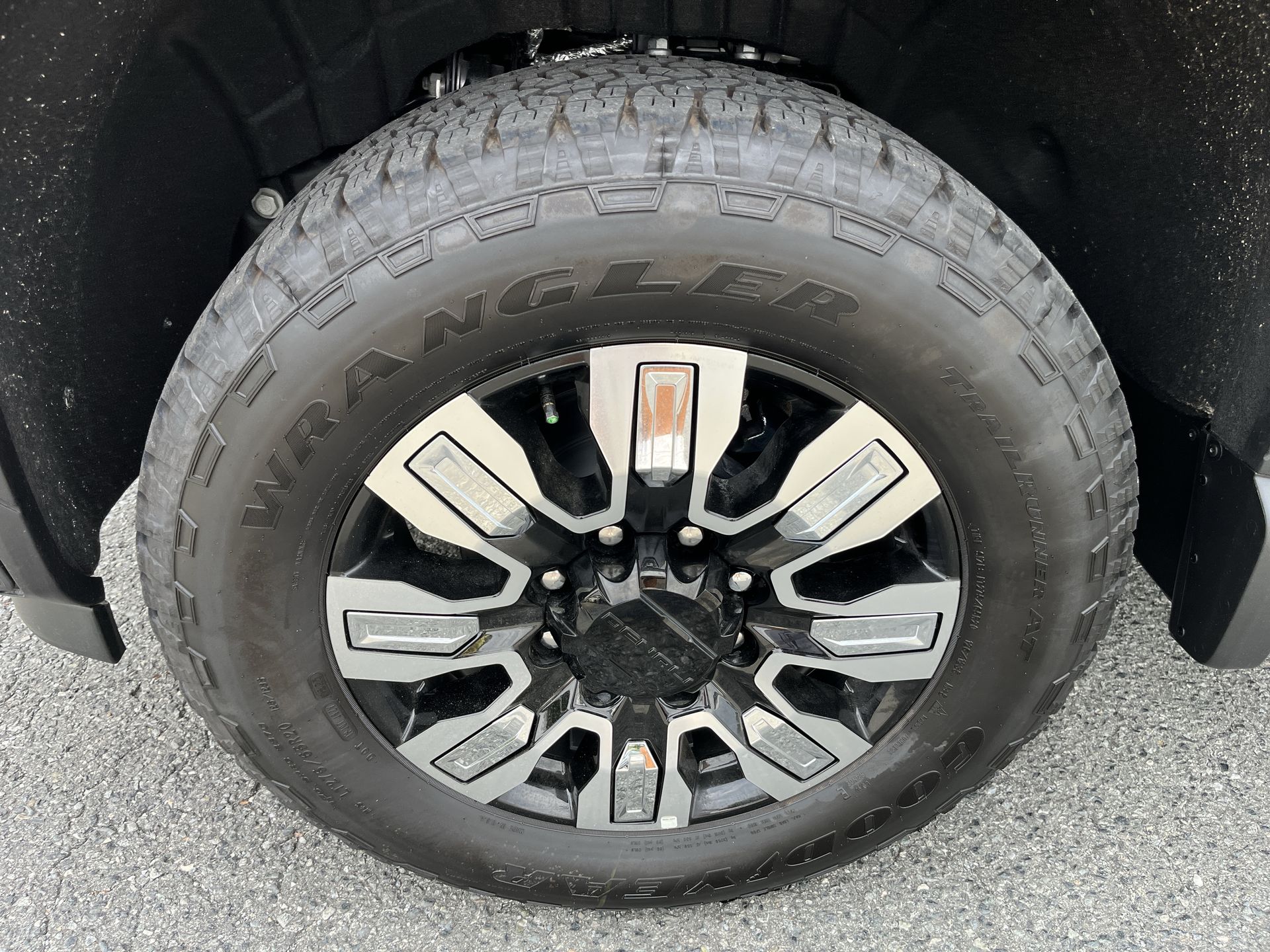 2025 GMC Sierra 2500 HD Denali