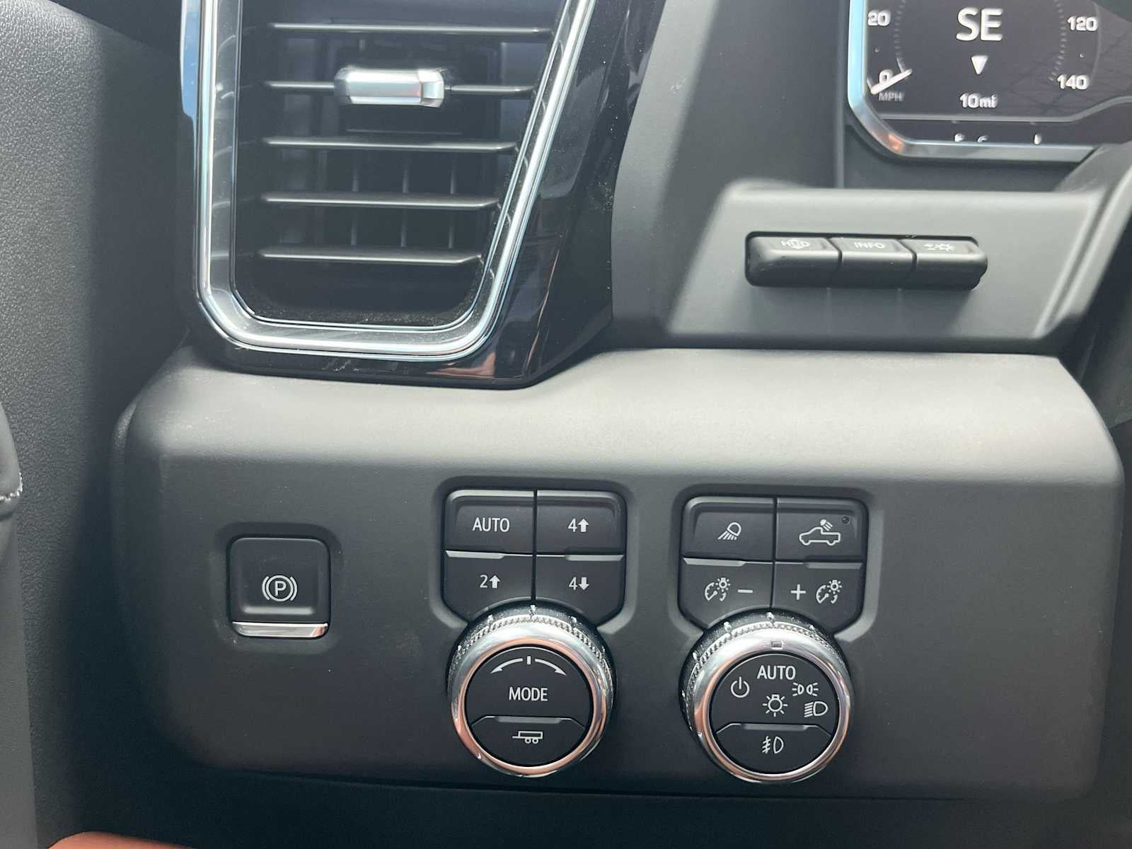 2025 GMC Sierra 2500 HD Denali Ultimate