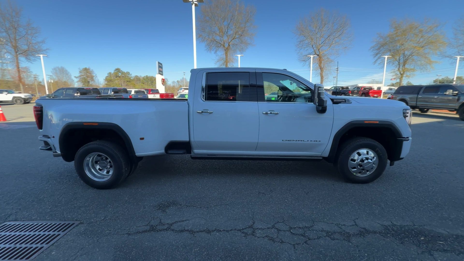 2026 GMC Sierra 3500 HD Denali Ultimate DRW