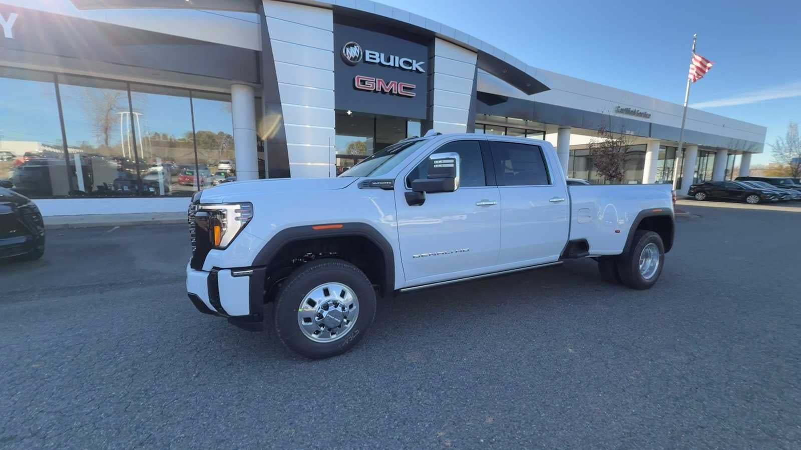 2026 GMC Sierra 3500 HD Denali Ultimate DRW