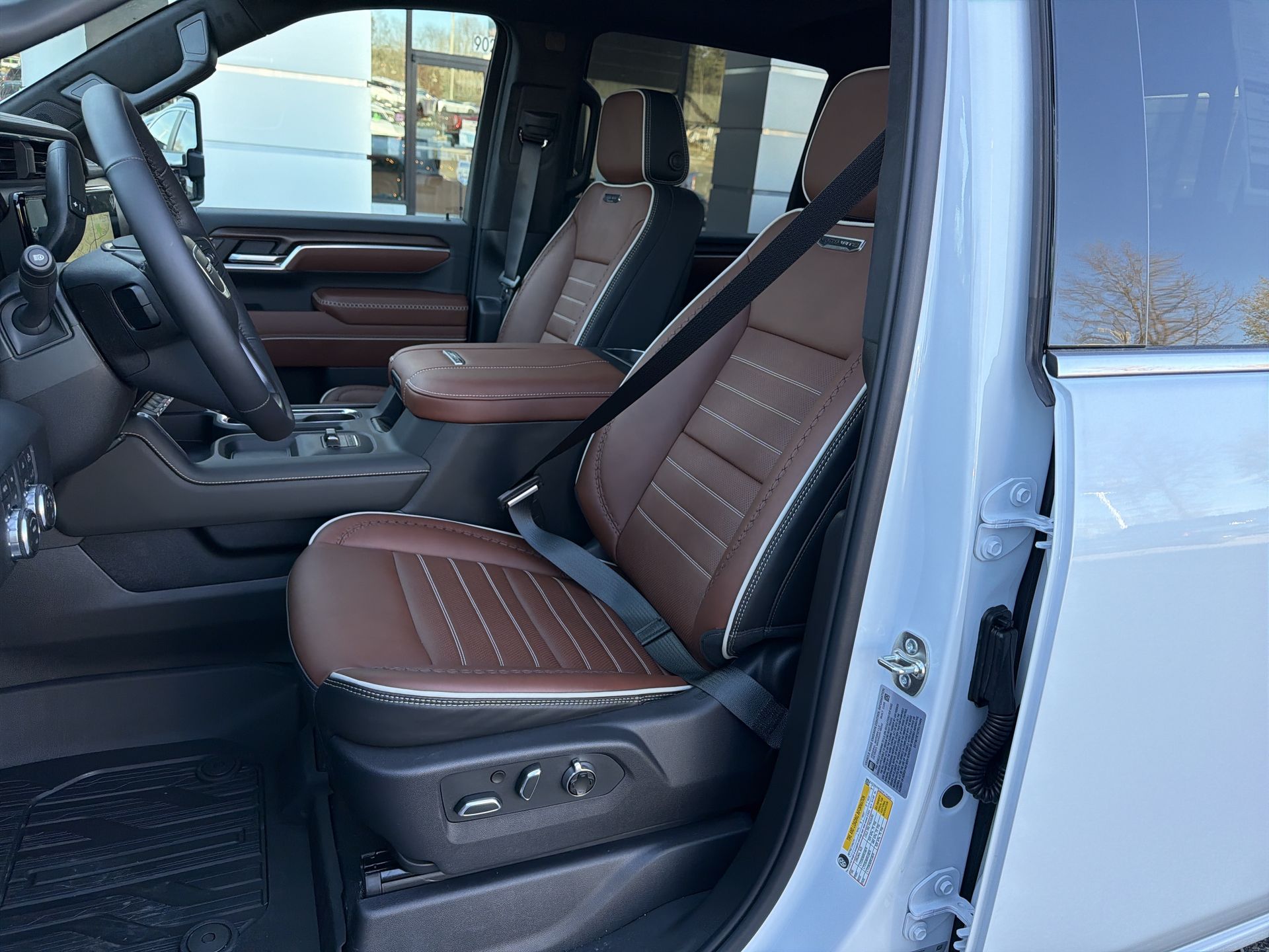 2026 GMC Sierra 3500 HD Denali Ultimate DRW