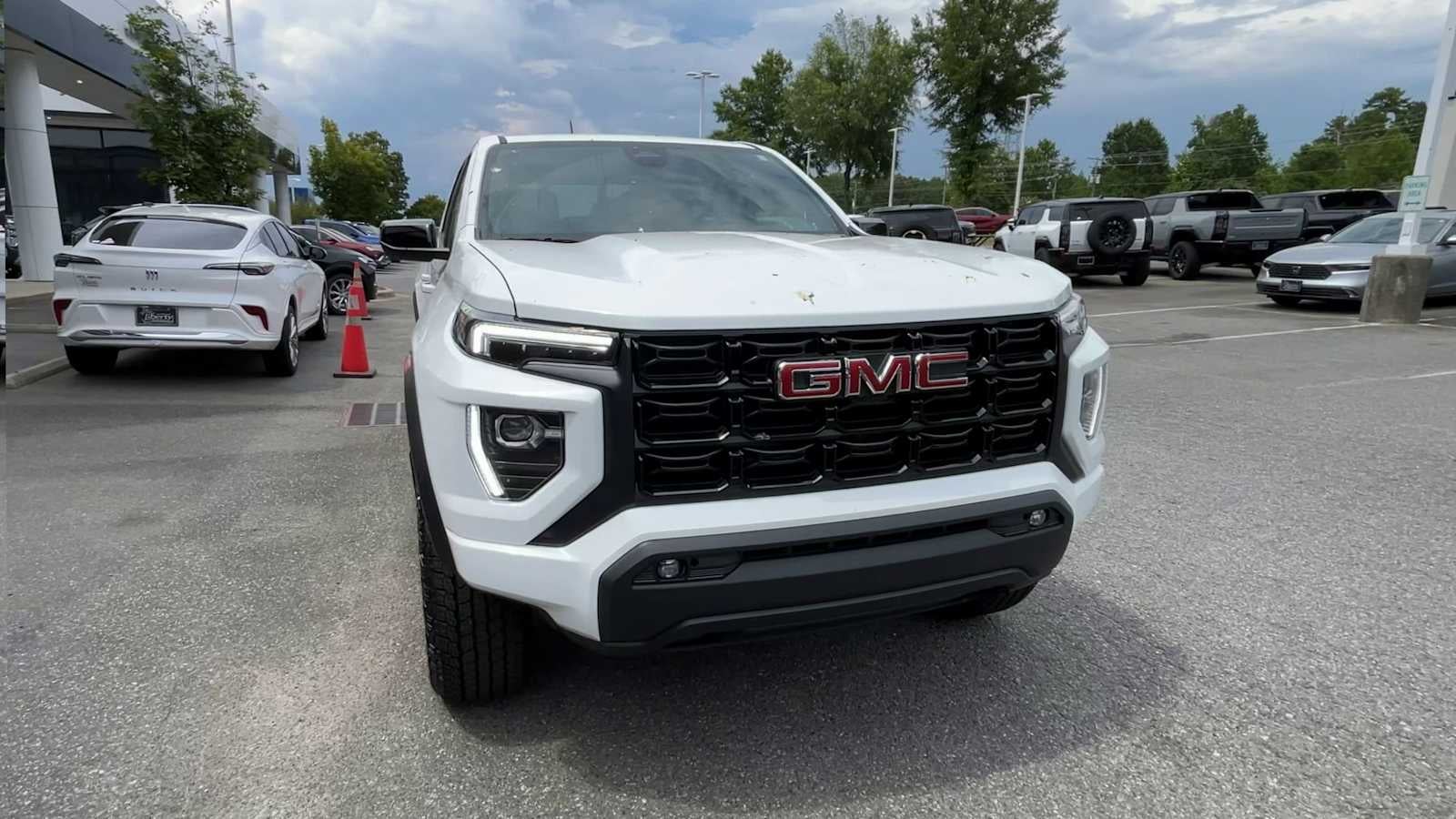 2025 GMC Canyon Elevation