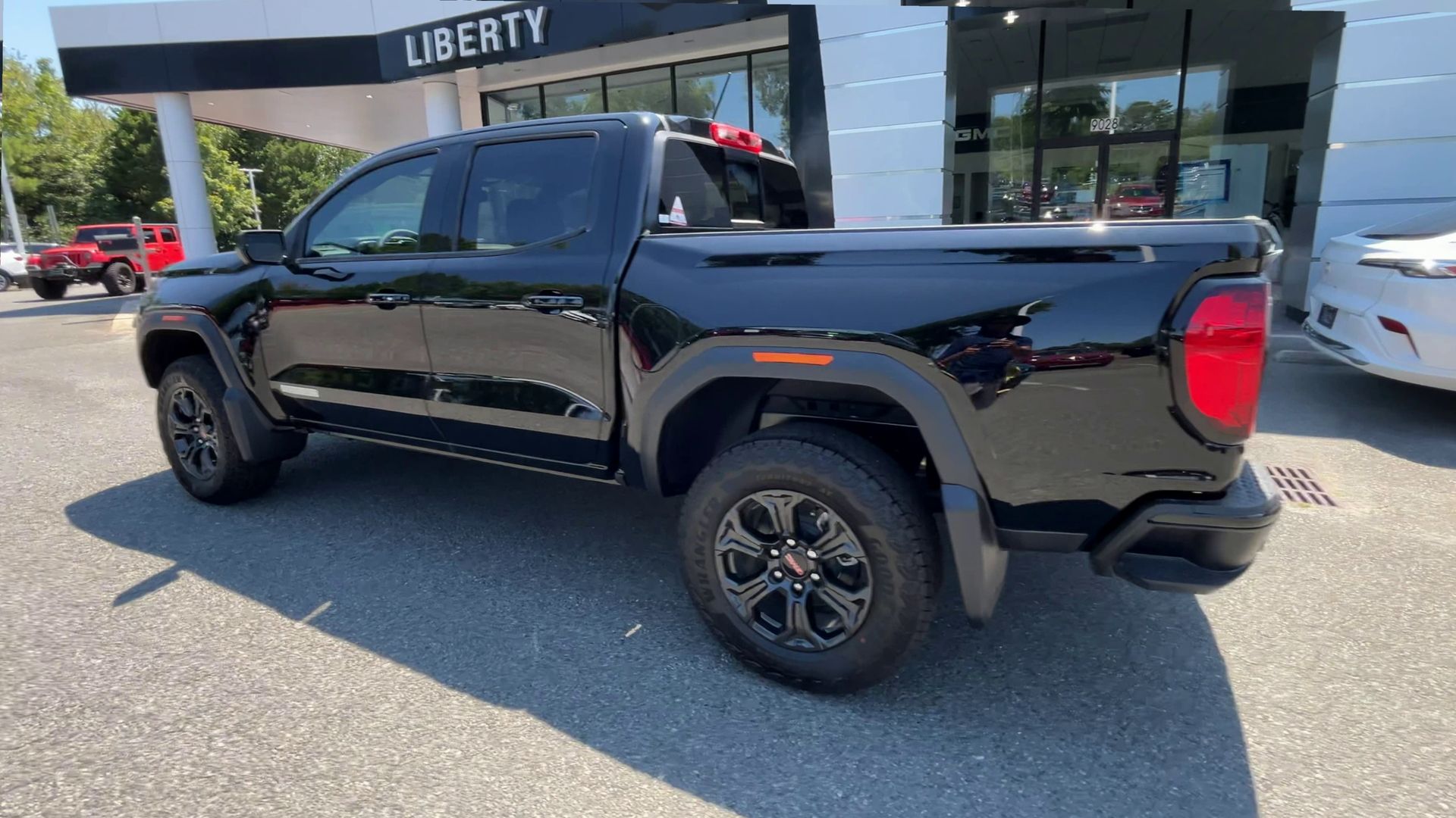 2025 GMC Canyon Elevation