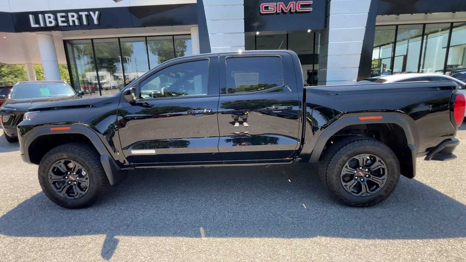 2025 GMC Canyon Elevation